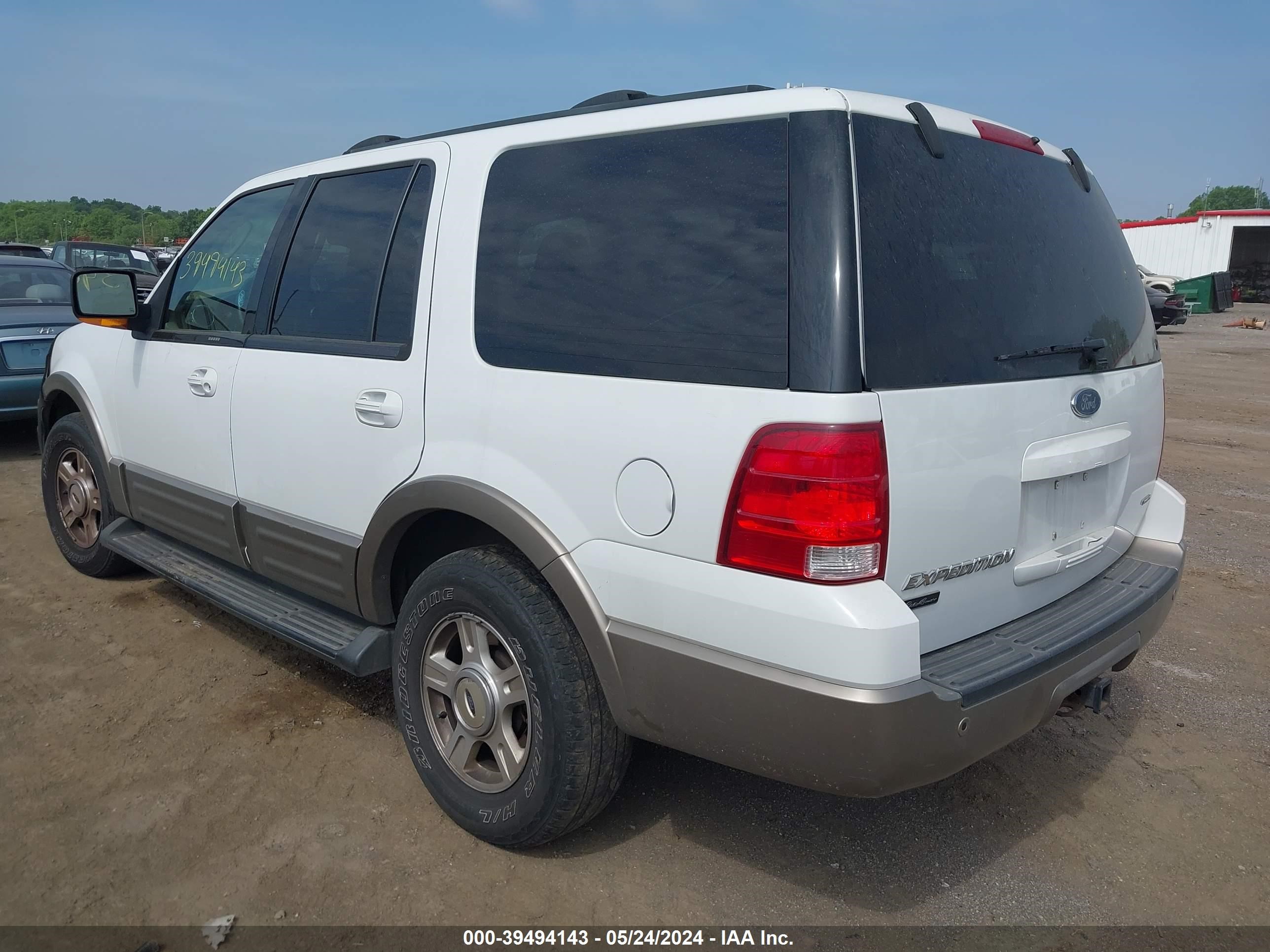 Photo 2 VIN: 1FMFU18L93LA14657 - FORD EXPEDITION 