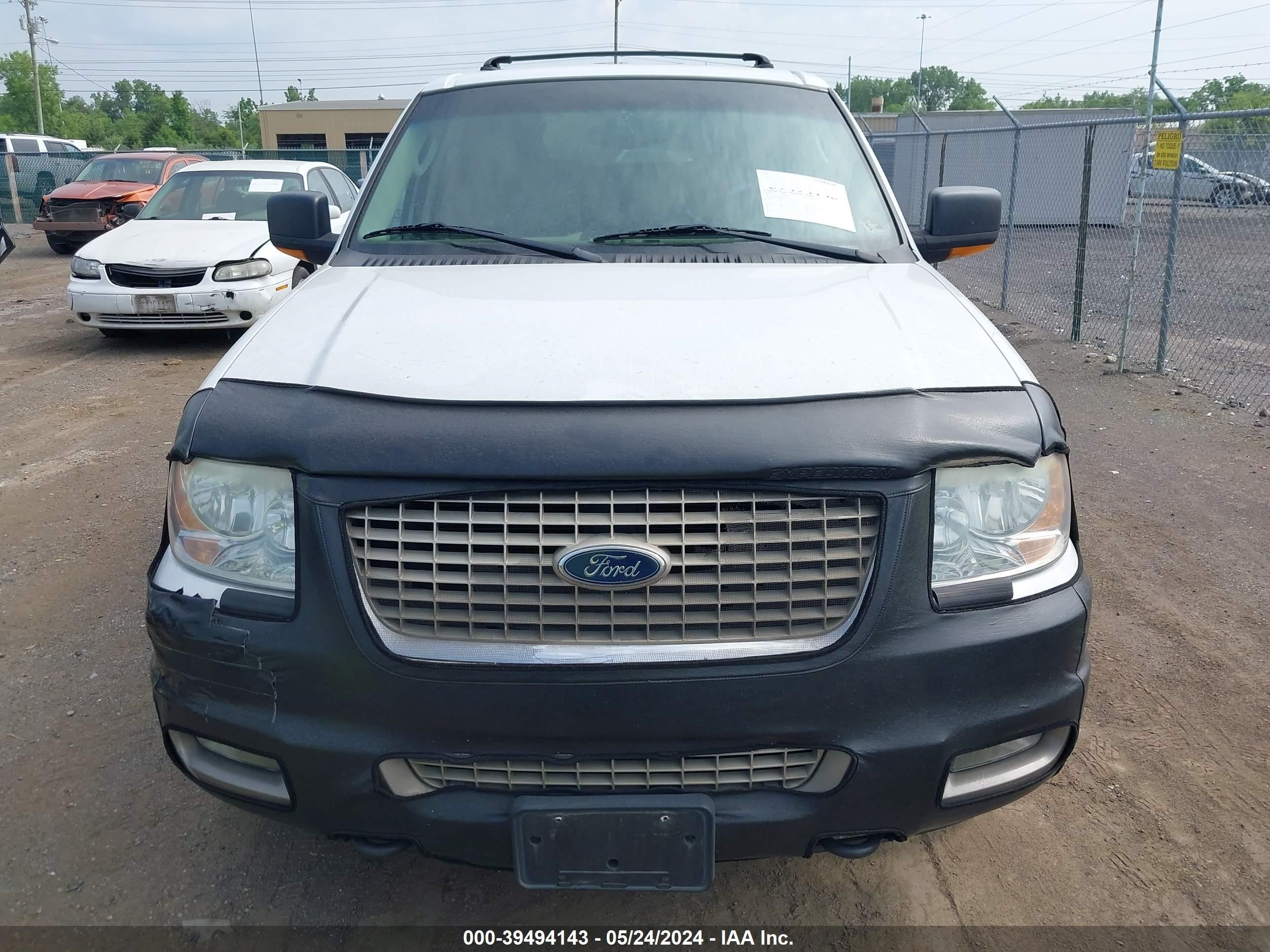 Photo 5 VIN: 1FMFU18L93LA14657 - FORD EXPEDITION 