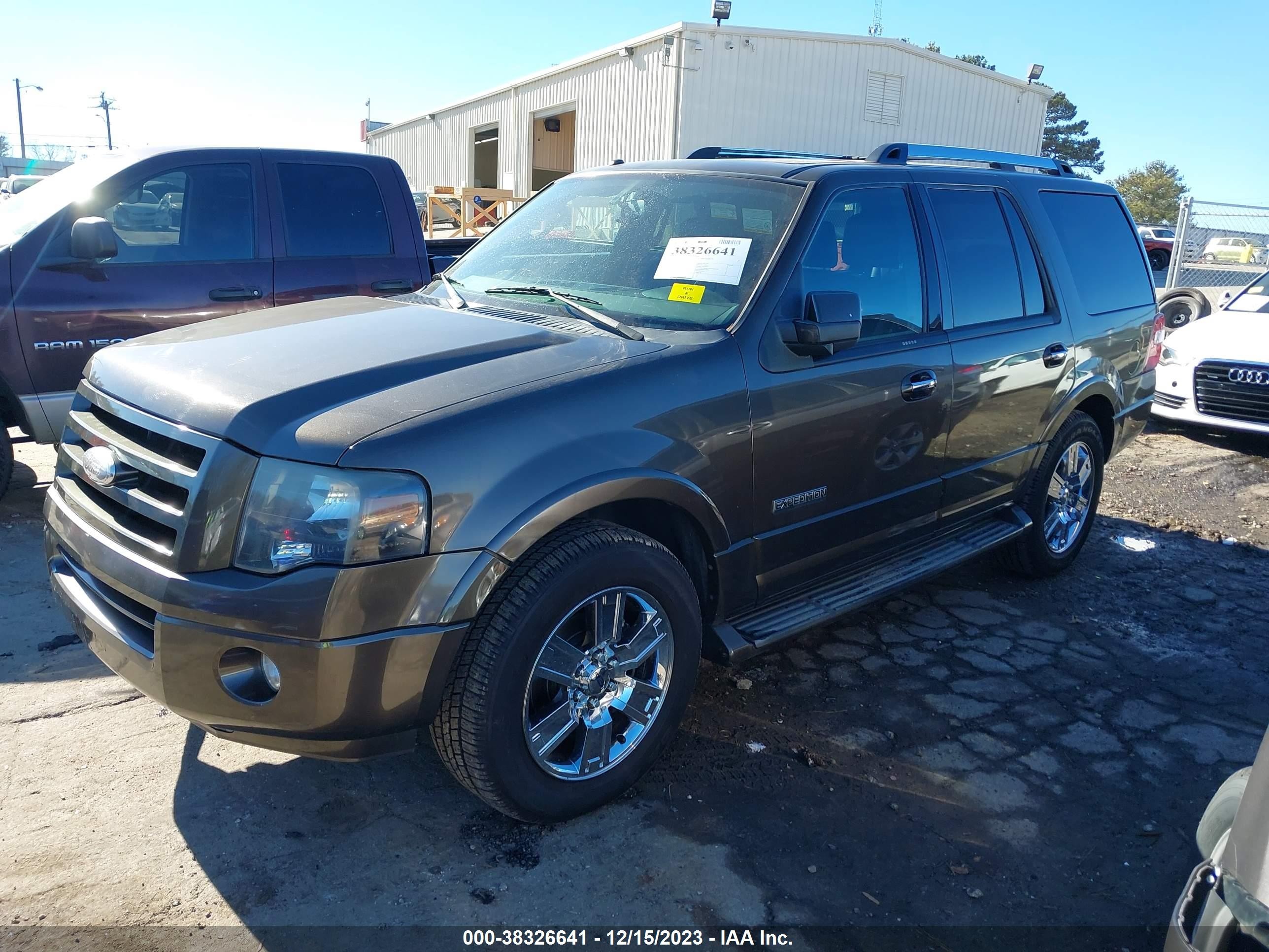 Photo 1 VIN: 1FMFU19558LA16297 - FORD EXPEDITION 