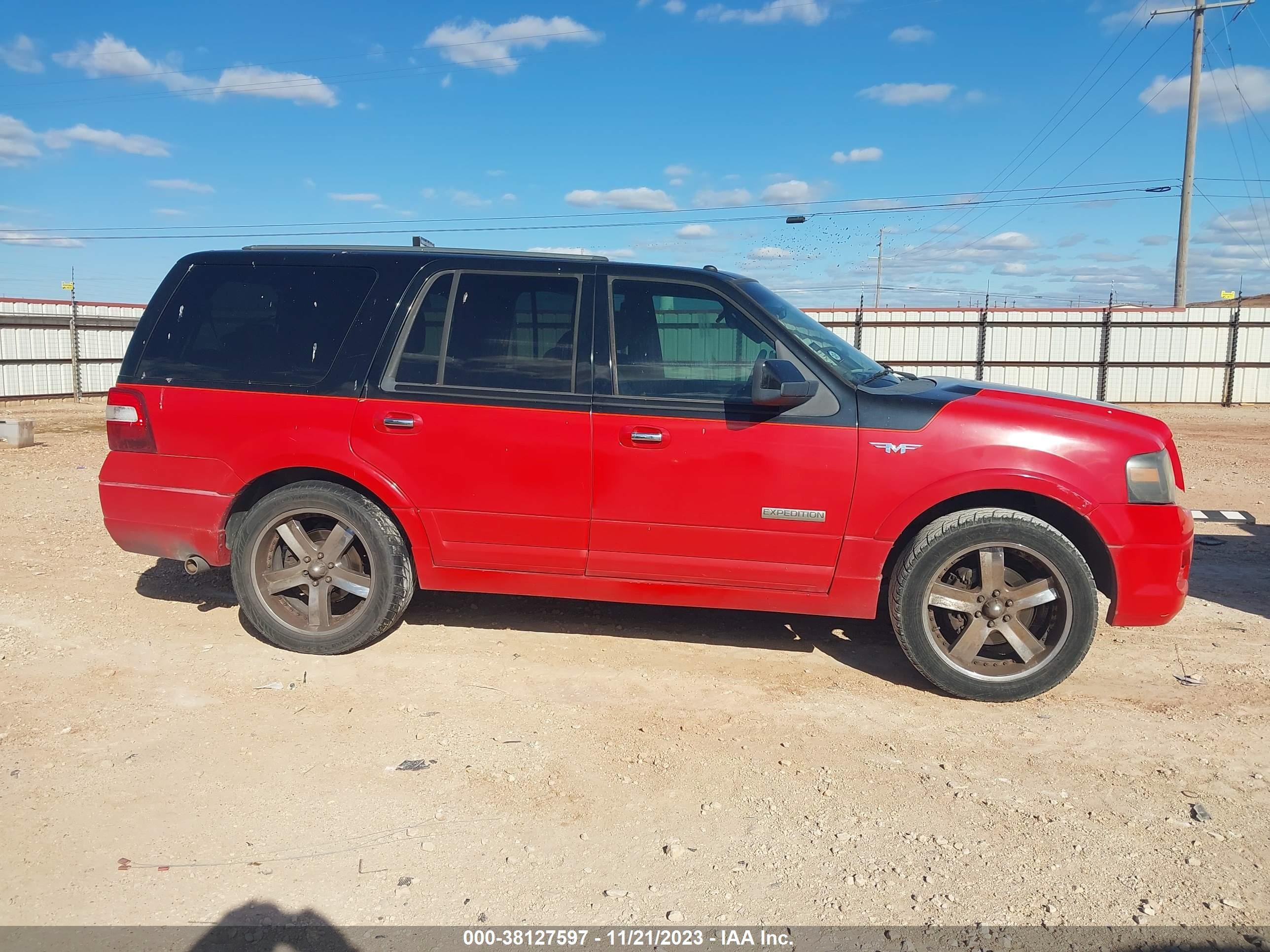 Photo 12 VIN: 1FMFU19558LA39434 - FORD EXPEDITION 