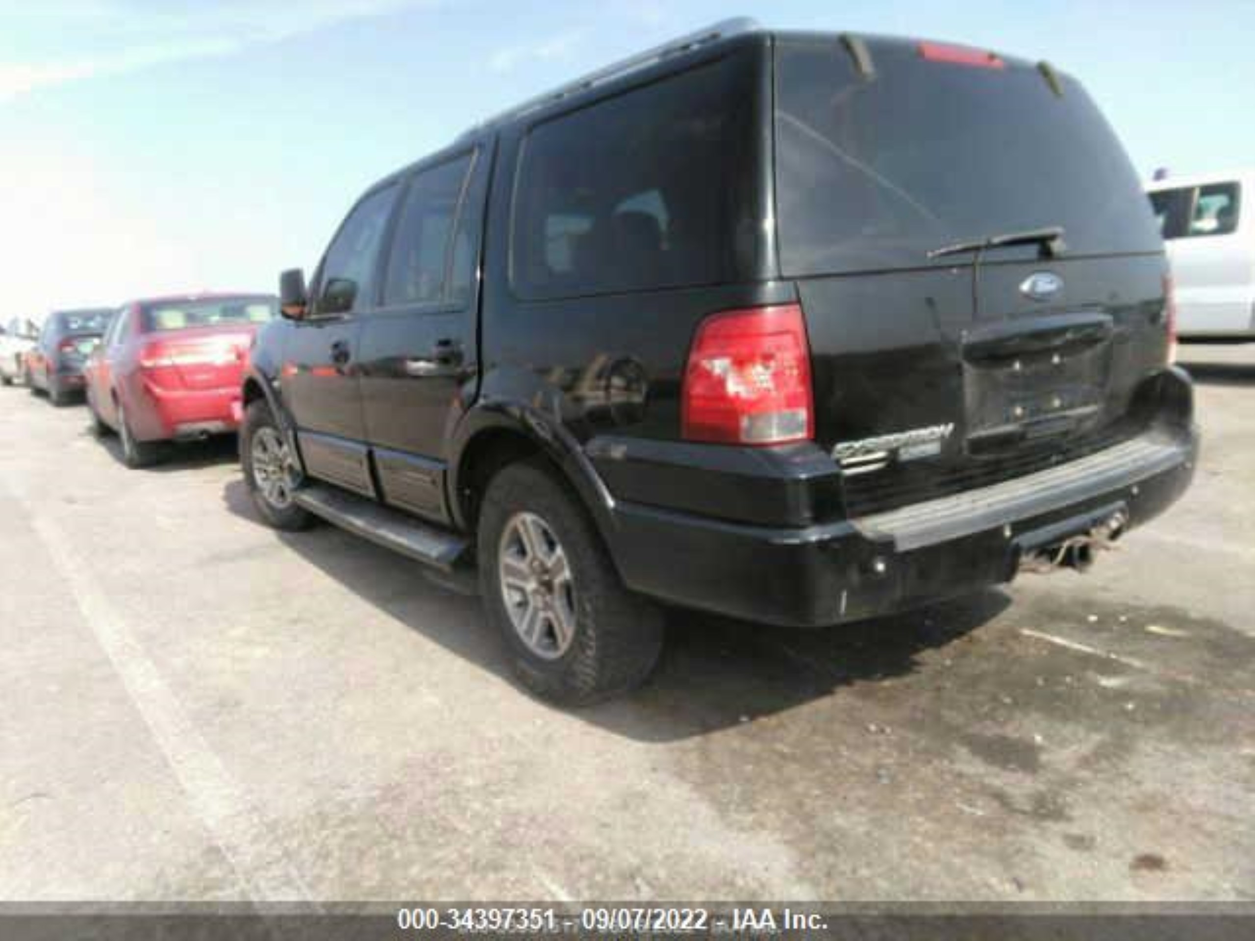 Photo 2 VIN: 1FMFU19576LA89927 - FORD EXPEDITION 