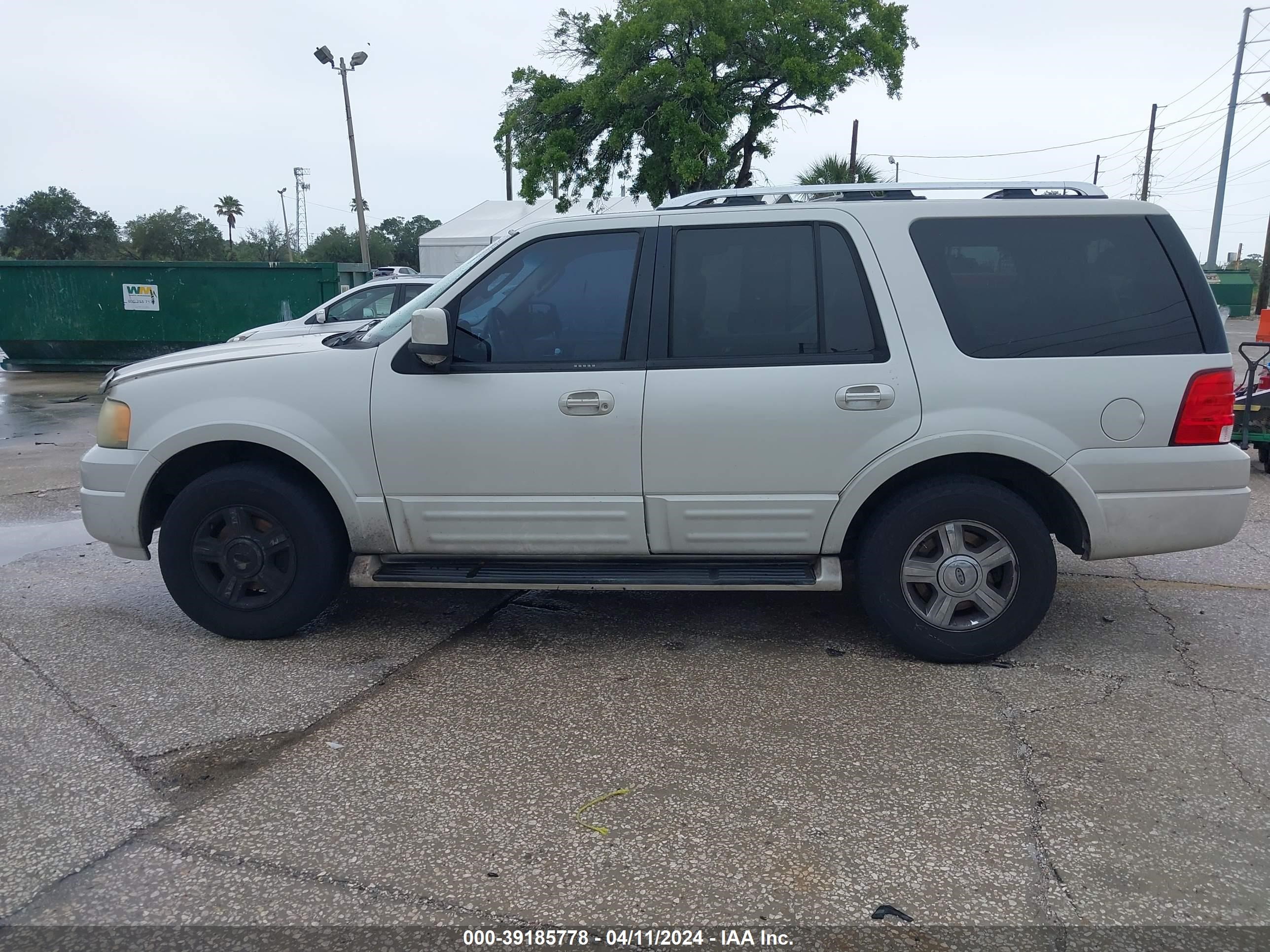 Photo 12 VIN: 1FMFU19576LA96568 - FORD EXPEDITION 