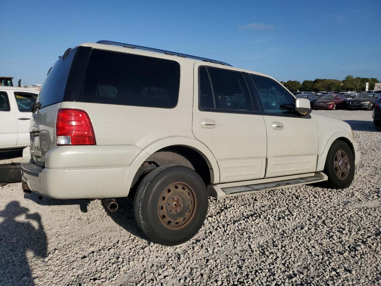 Photo 2 VIN: 1FMFU19586LA68312 - FORD EXPEDITION 