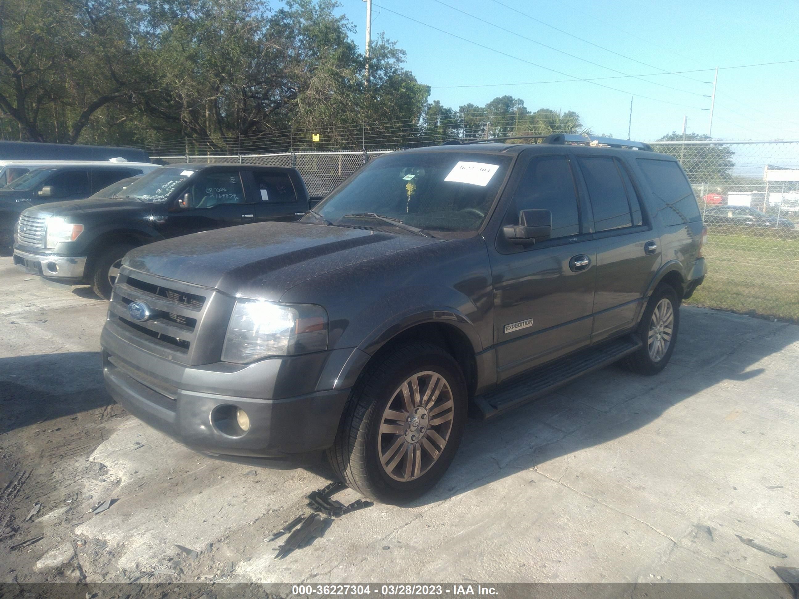 Photo 1 VIN: 1FMFU19587LA57778 - FORD EXPEDITION 