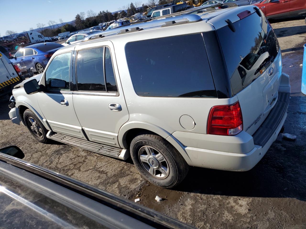 Photo 1 VIN: 1FMFU20556LA55519 - FORD EXPEDITION 