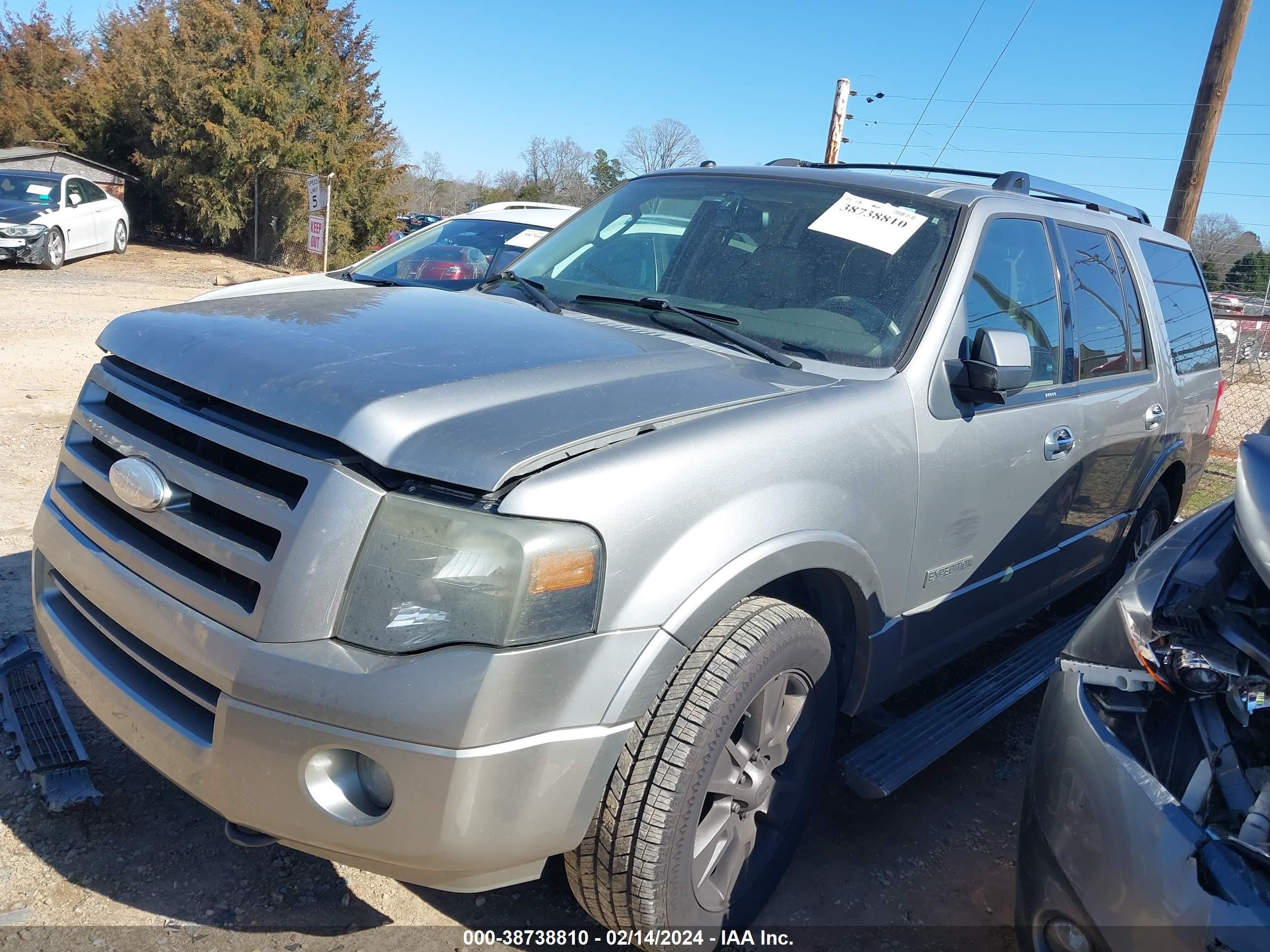 Photo 1 VIN: 1FMFU20568LA46766 - FORD EXPEDITION 