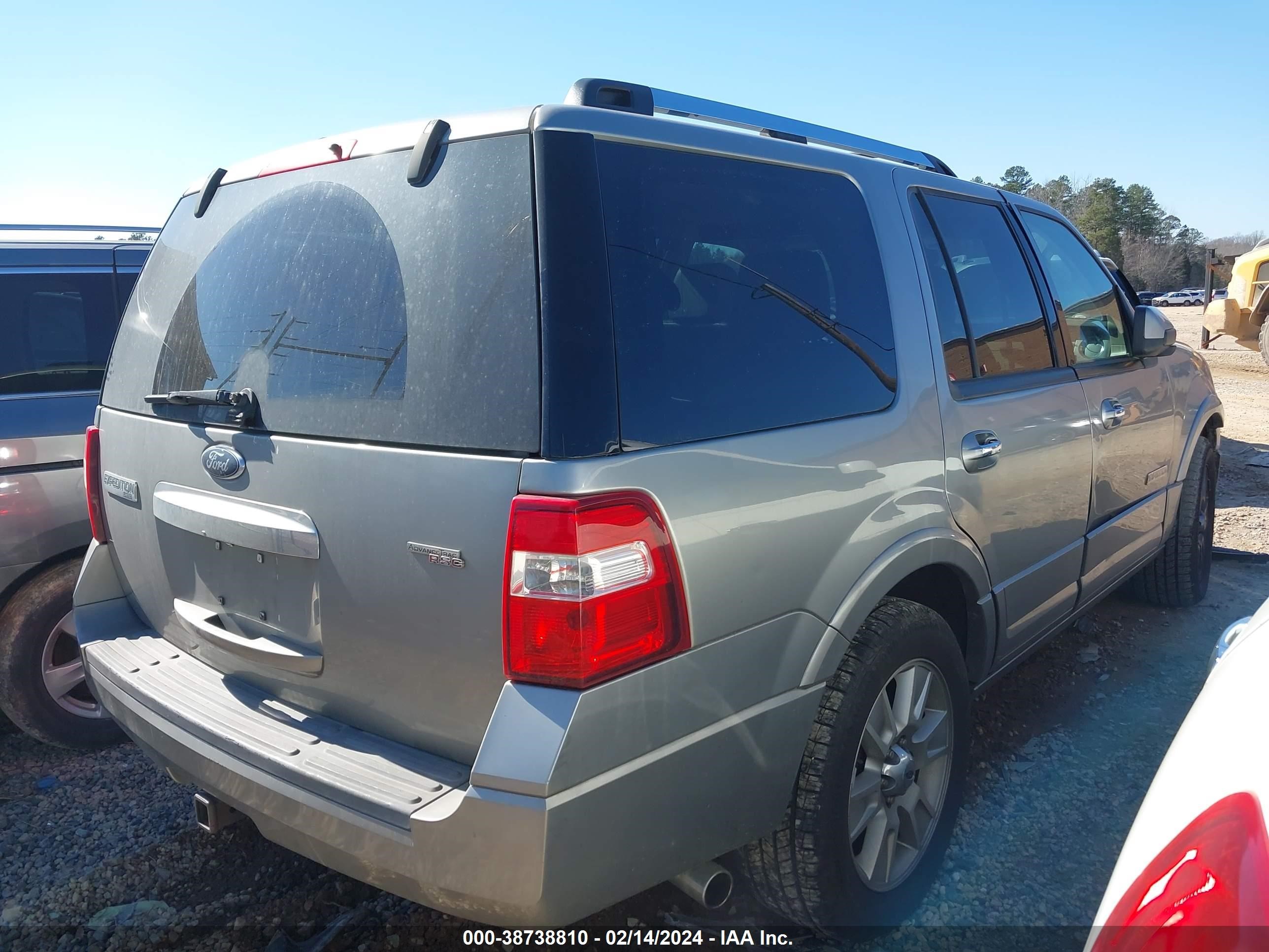 Photo 3 VIN: 1FMFU20568LA46766 - FORD EXPEDITION 