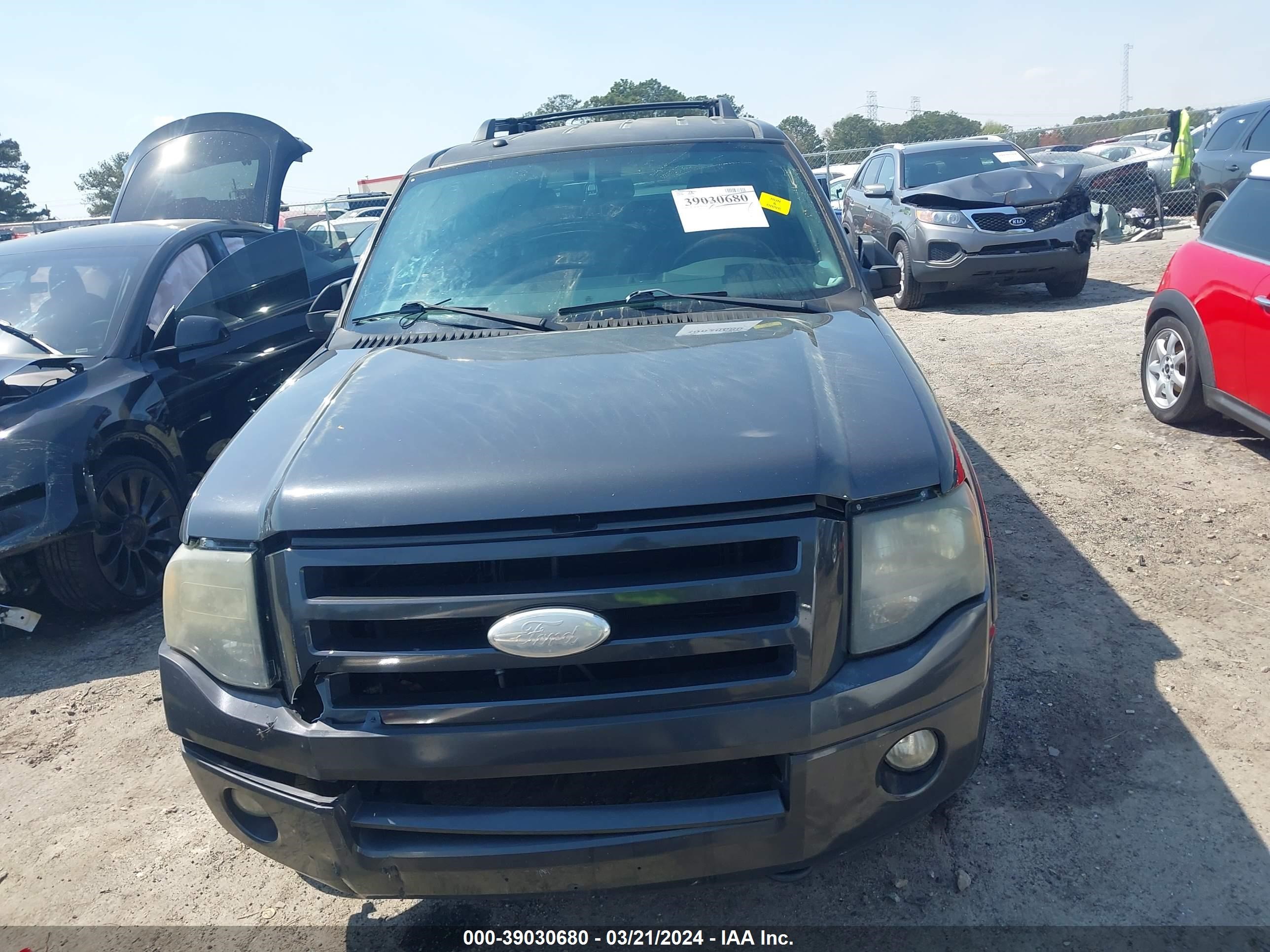 Photo 11 VIN: 1FMFU20577LA25052 - FORD EXPEDITION 