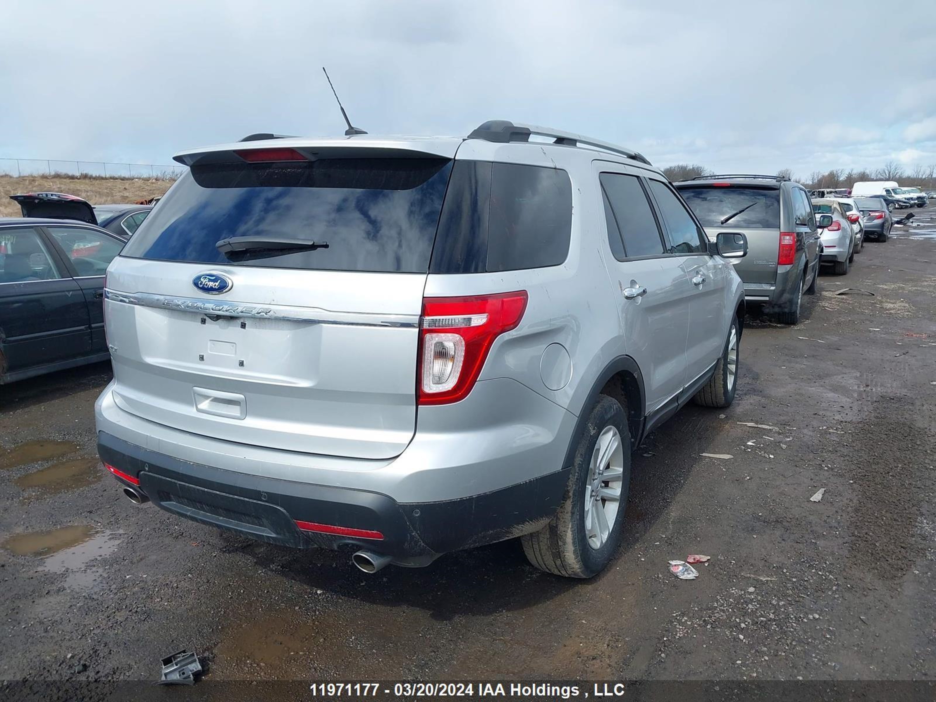 Photo 3 VIN: 1FMHK7D81CGA87128 - FORD EXPLORER 