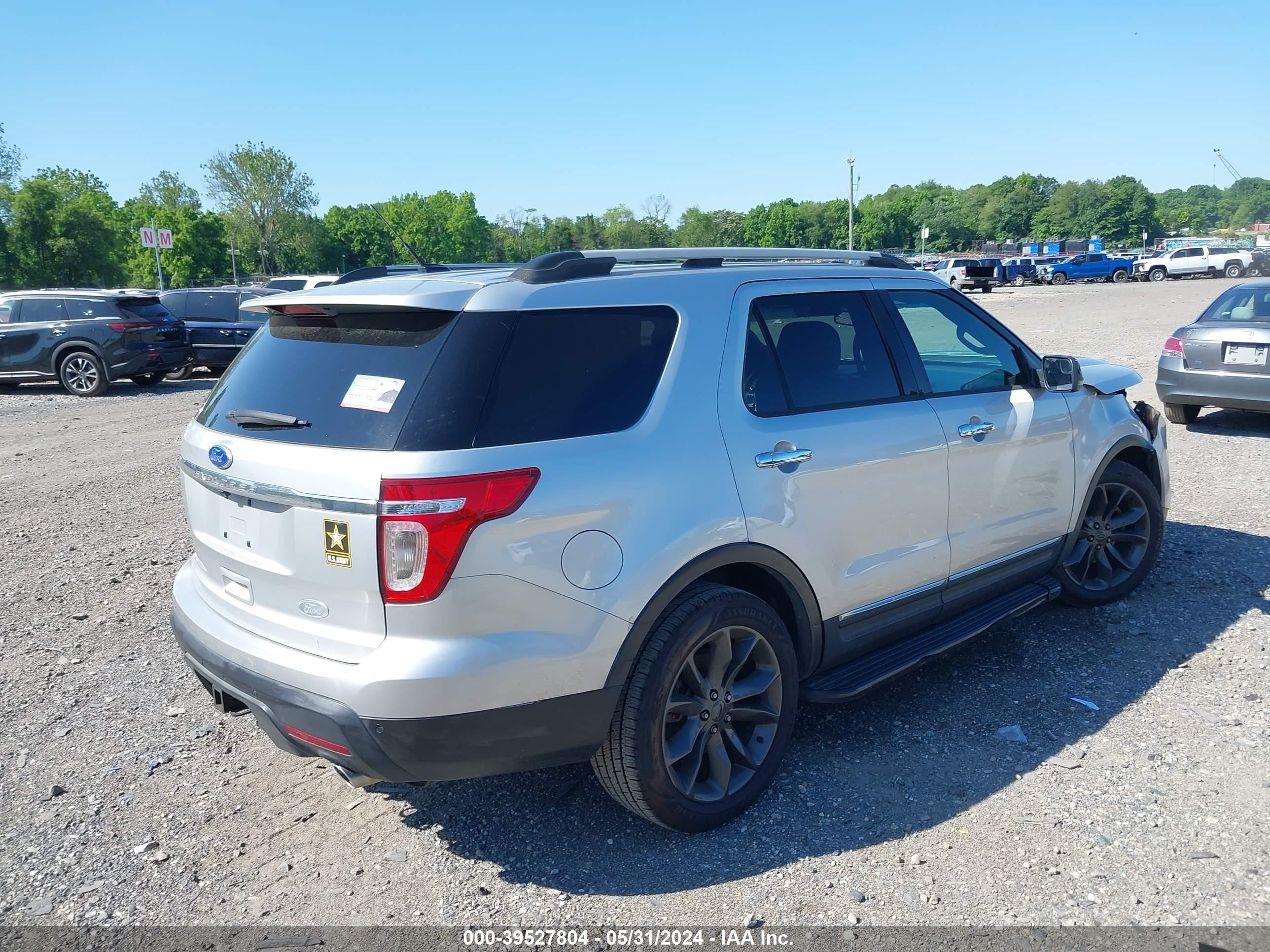 Photo 3 VIN: 1FMHK7D84BGA78292 - FORD EXPLORER 