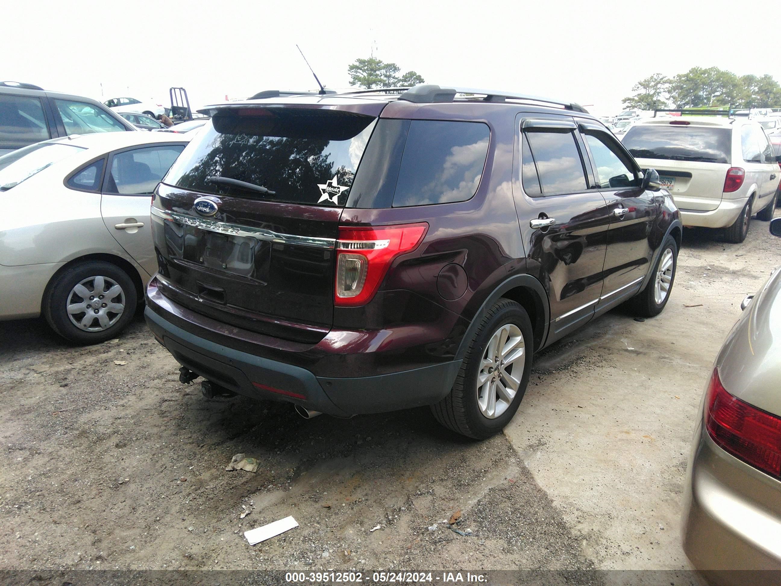 Photo 3 VIN: 1FMHK7D85BGA59122 - FORD EXPLORER 