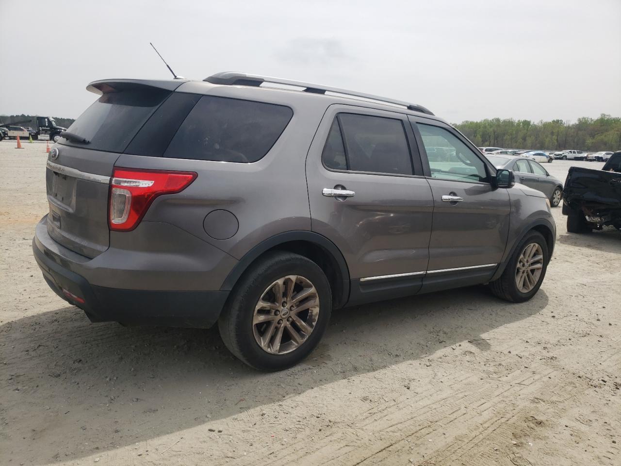 Photo 2 VIN: 1FMHK7D86BGA71408 - FORD EXPLORER 