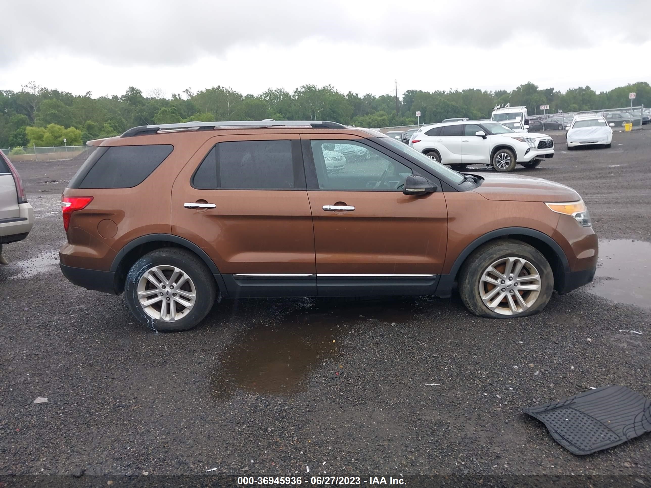 Photo 11 VIN: 1FMHK7D86CGA11212 - FORD EXPLORER 