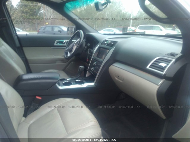 Photo 4 VIN: 1FMHK7D88BGA05040 - FORD EXPLORER 