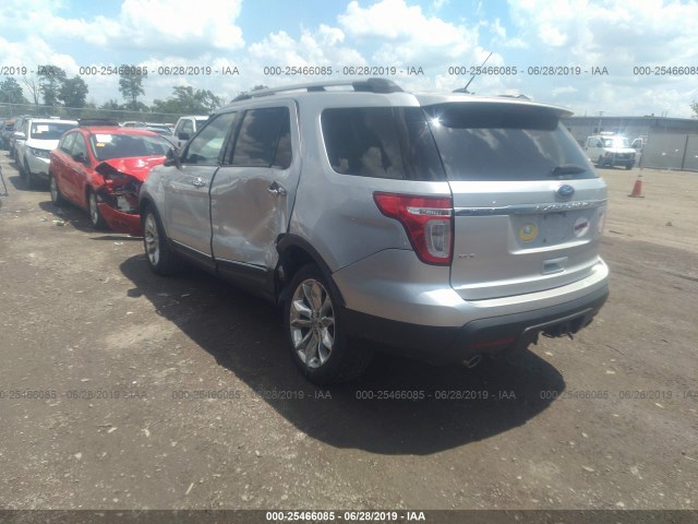 Photo 2 VIN: 1FMHK7D8XBGA31056 - FORD EXPLORER 