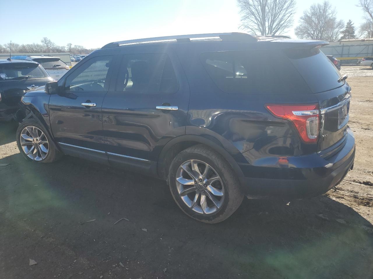 Photo 1 VIN: 1FMHK7D8XBGA76661 - FORD EXPLORER 