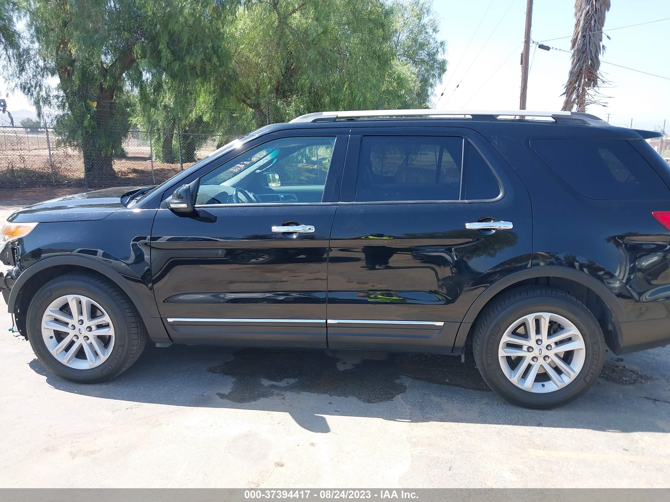 Photo 14 VIN: 1FMHK7D8XCGA05347 - FORD EXPLORER 