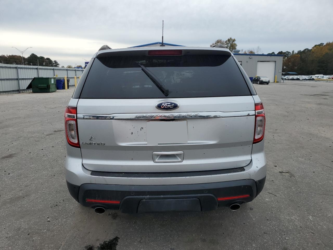 Photo 5 VIN: 1FMHK7F8XBGA64605 - FORD EXPLORER 