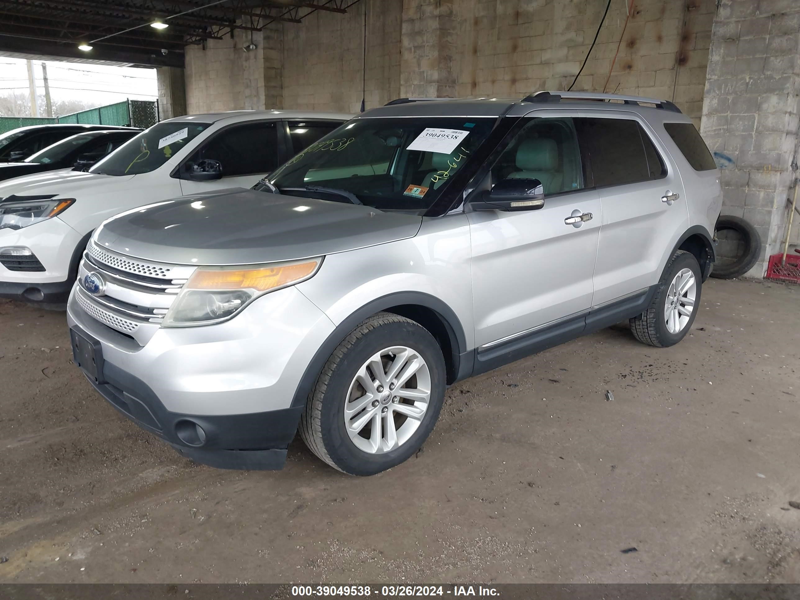 Photo 1 VIN: 1FMHK8D83BGA13729 - FORD EXPLORER 