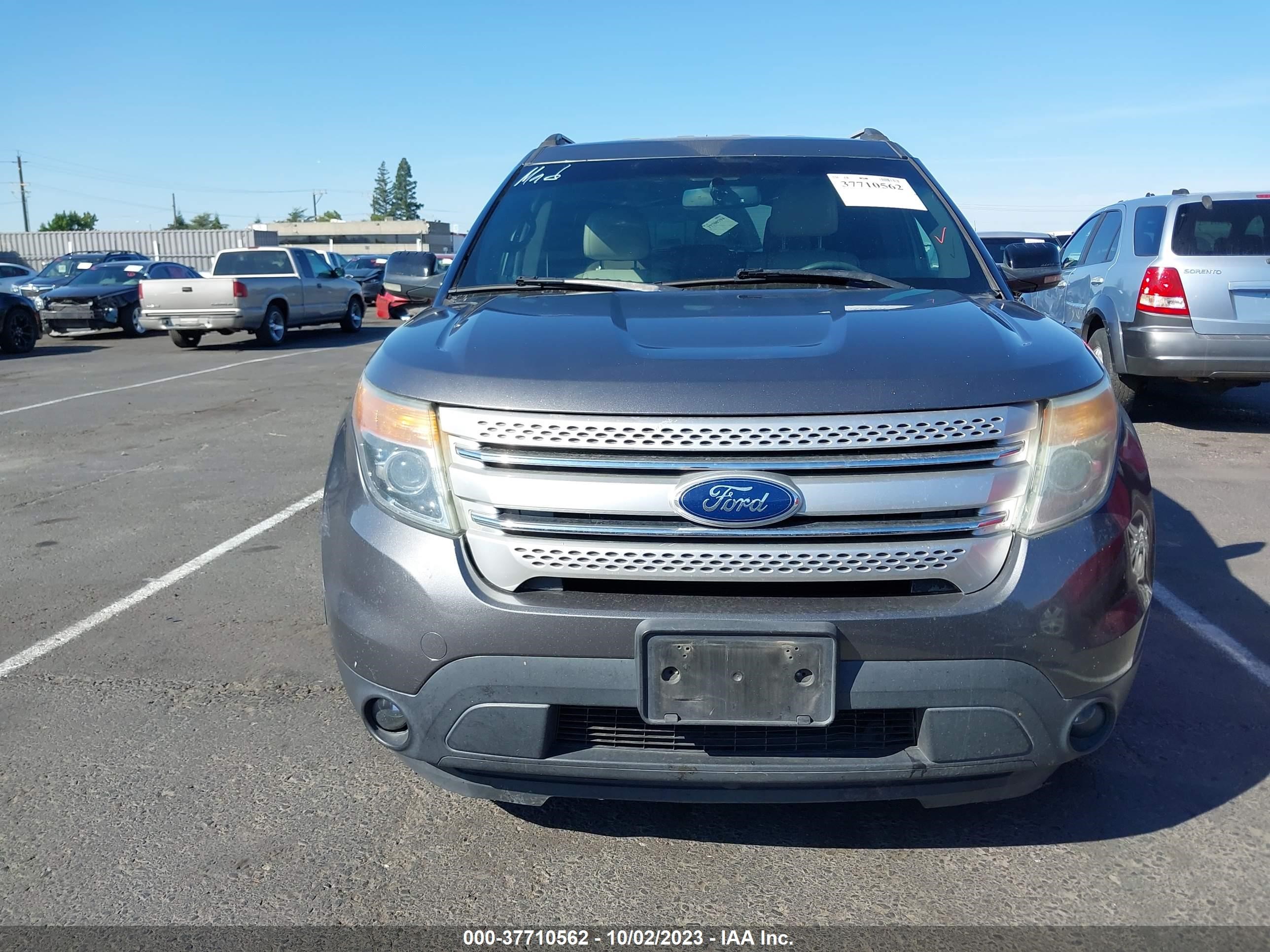 Photo 11 VIN: 1FMHK8D87BGA87865 - FORD EXPLORER 