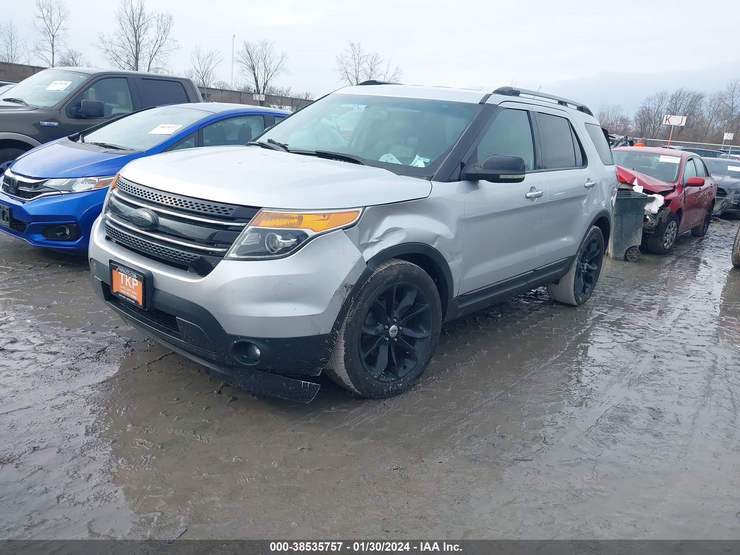 Photo 1 VIN: 1FMHK8D8XBGA91781 - FORD EXPLORER 