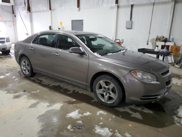 Photo 3 VIN: 1FMHK8D8XCGA10831 - CHEVROLET MALIBU 