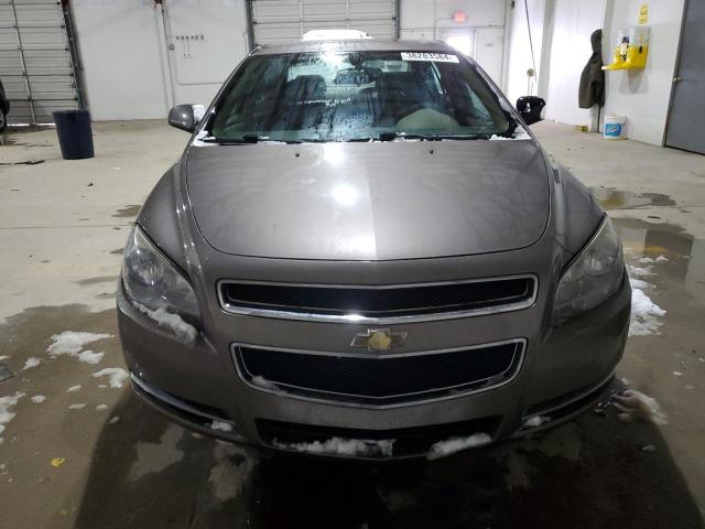 Photo 4 VIN: 1FMHK8D8XCGA10831 - CHEVROLET MALIBU 