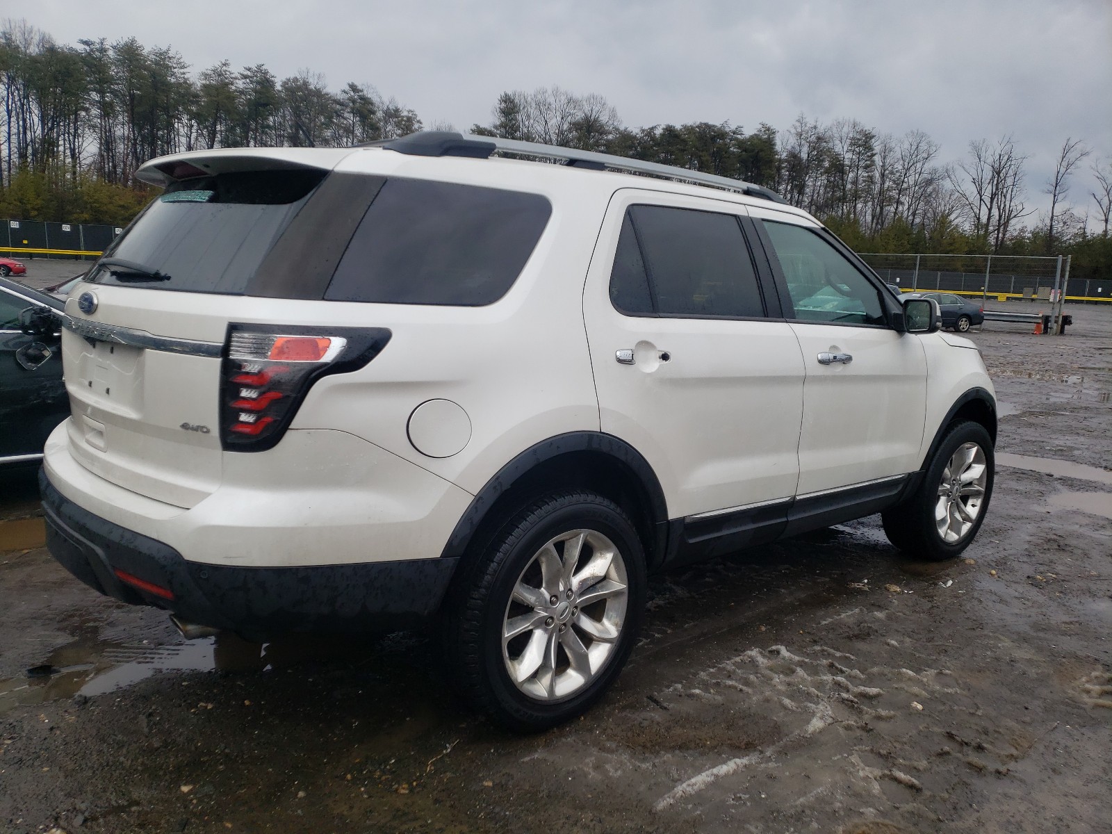 Photo 3 VIN: 1FMHK8F82CGA39267 - FORD EXPLORER L 