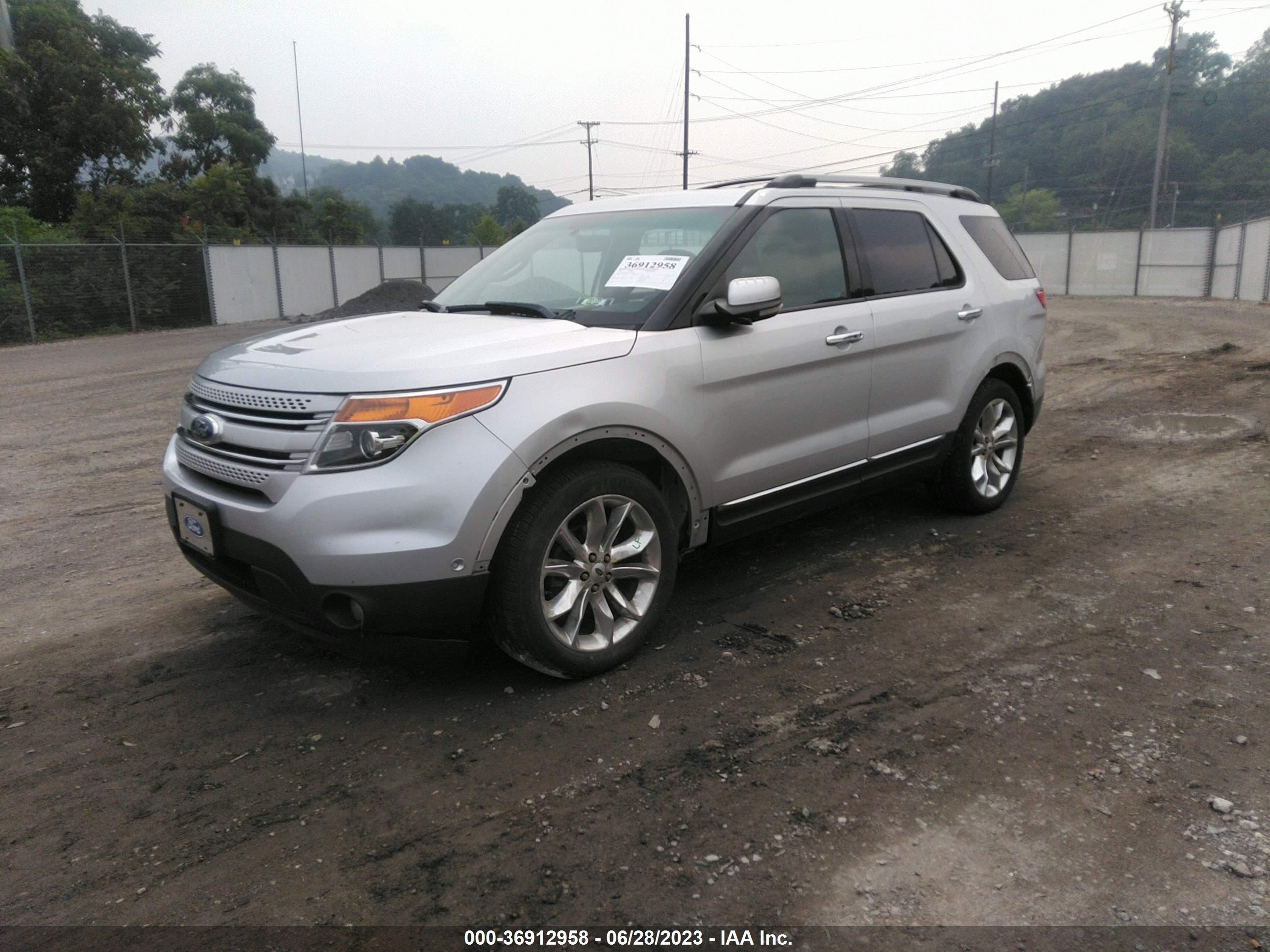 Photo 1 VIN: 1FMHK8F85CGA47184 - FORD EXPLORER 