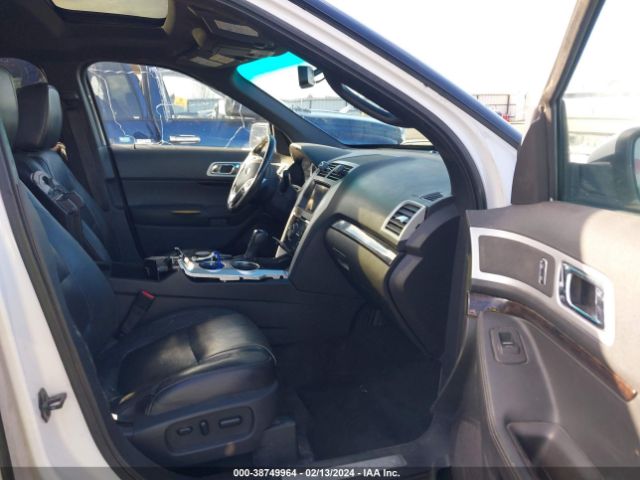 Photo 4 VIN: 1FMHK8F88BGA39112 - FORD EXPLORER 