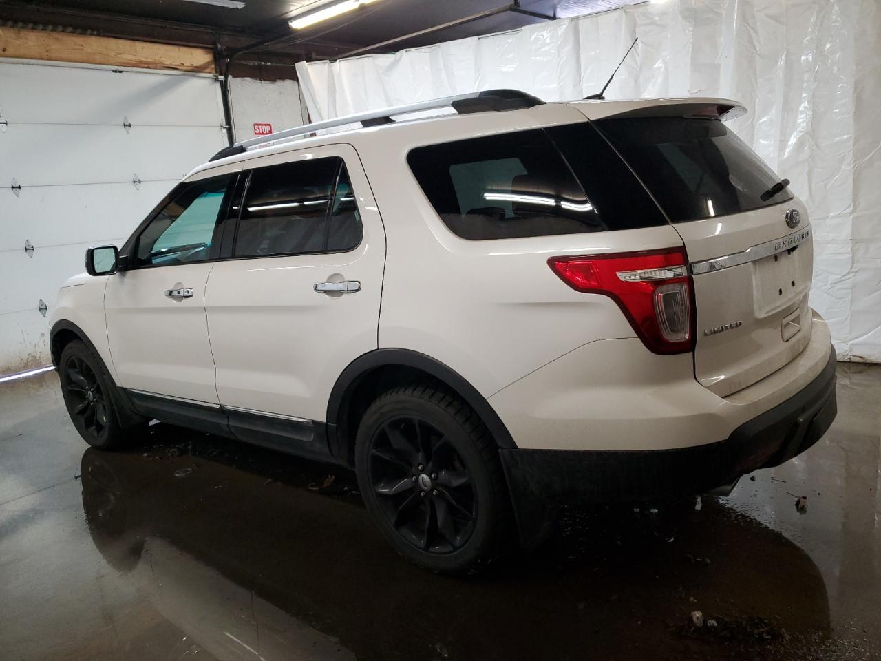 Photo 1 VIN: 1FMHK8F88BGA49820 - FORD EXPLORER 