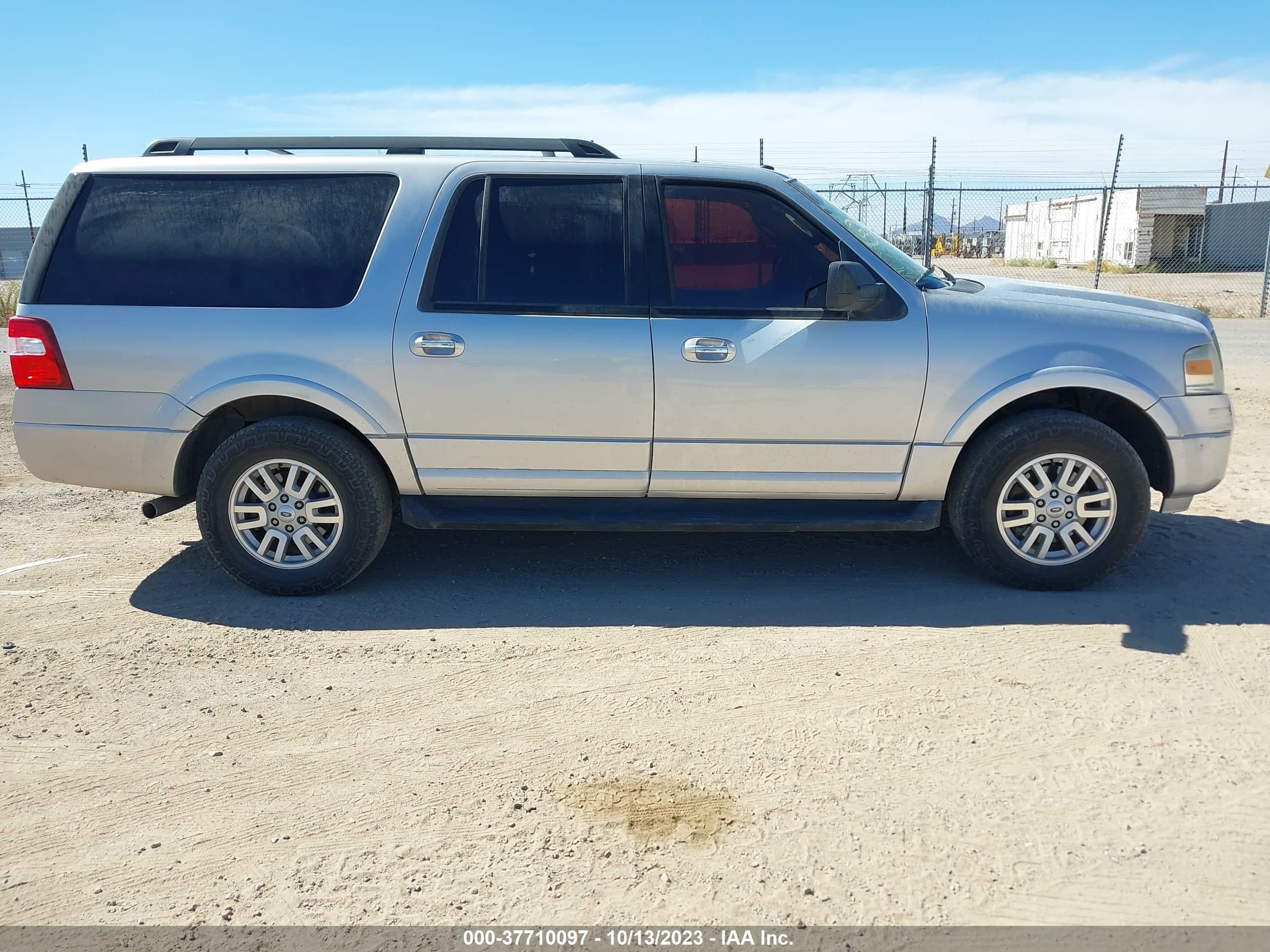 Photo 12 VIN: 1FMJK1H53CEF02167 - FORD EXPEDITION 