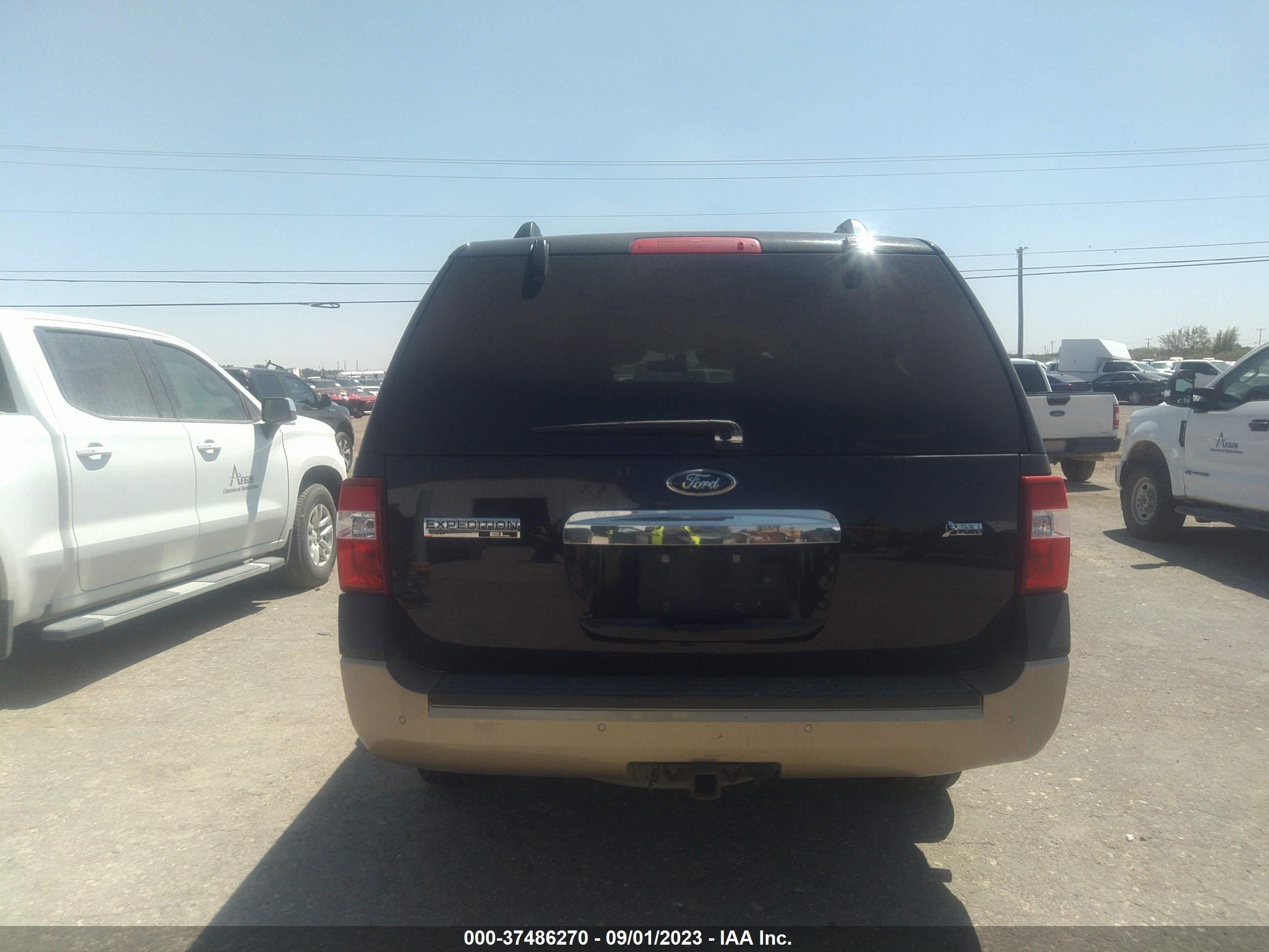 Photo 15 VIN: 1FMJK1H54EEF47413 - FORD EXPEDITION 