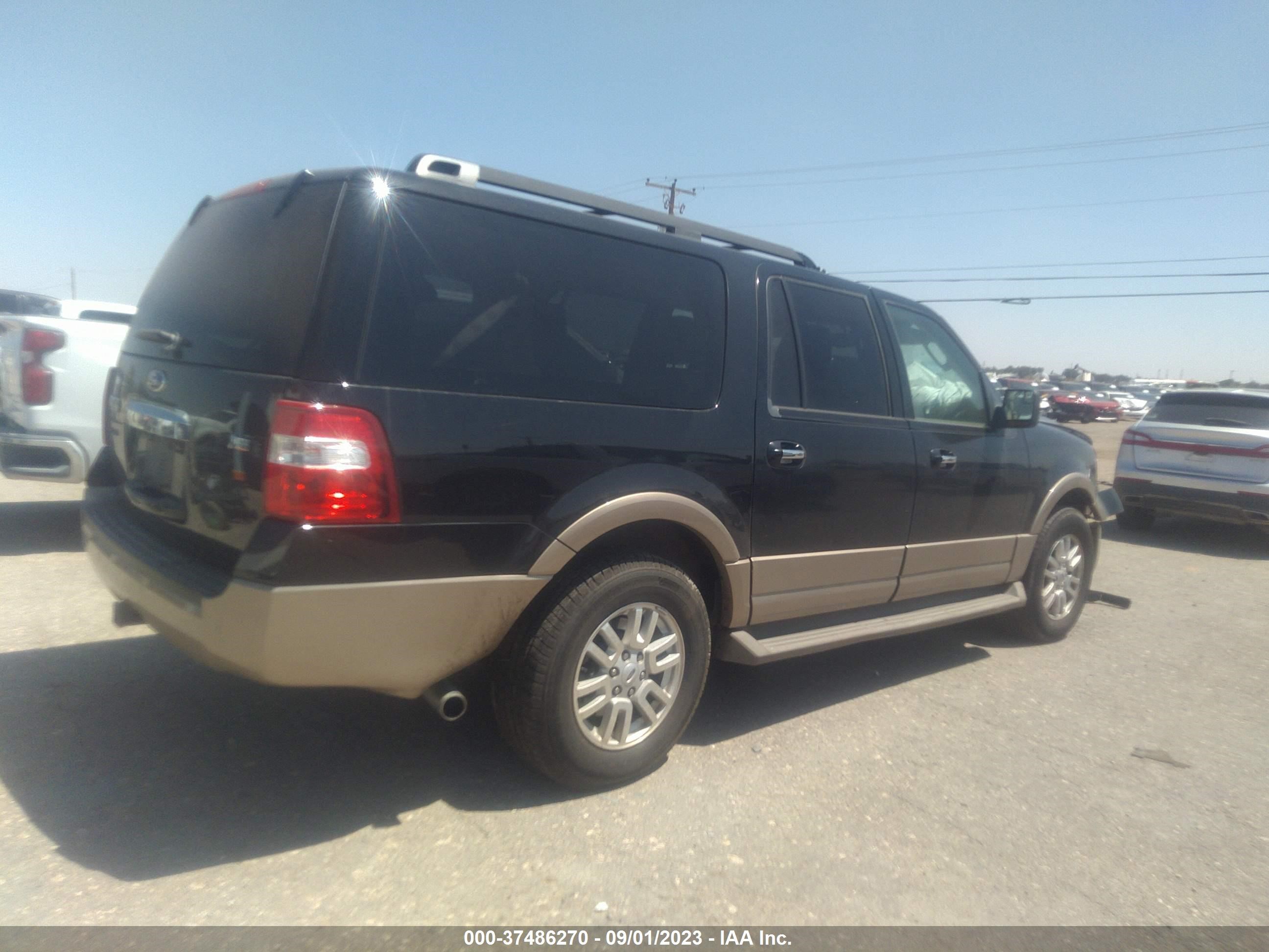 Photo 3 VIN: 1FMJK1H54EEF47413 - FORD EXPEDITION 