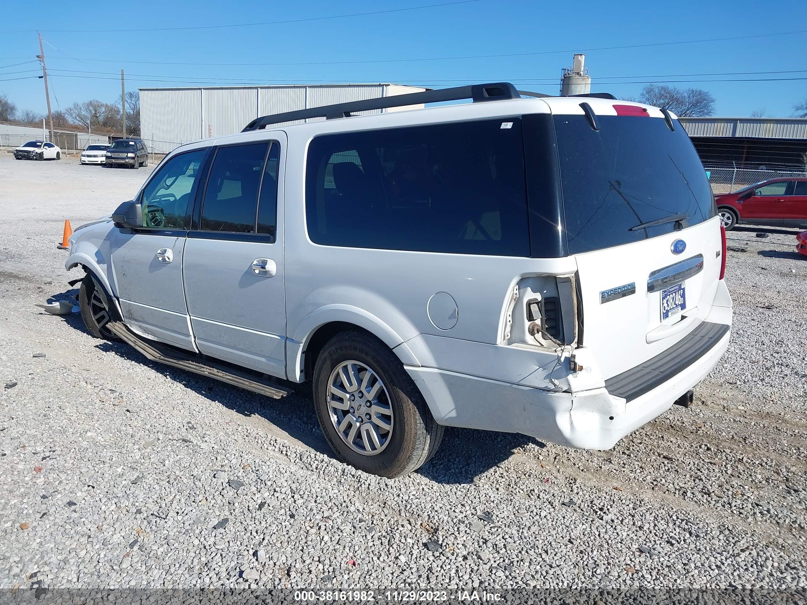 Photo 2 VIN: 1FMJK1H58BEF33834 - FORD EXPEDITION 