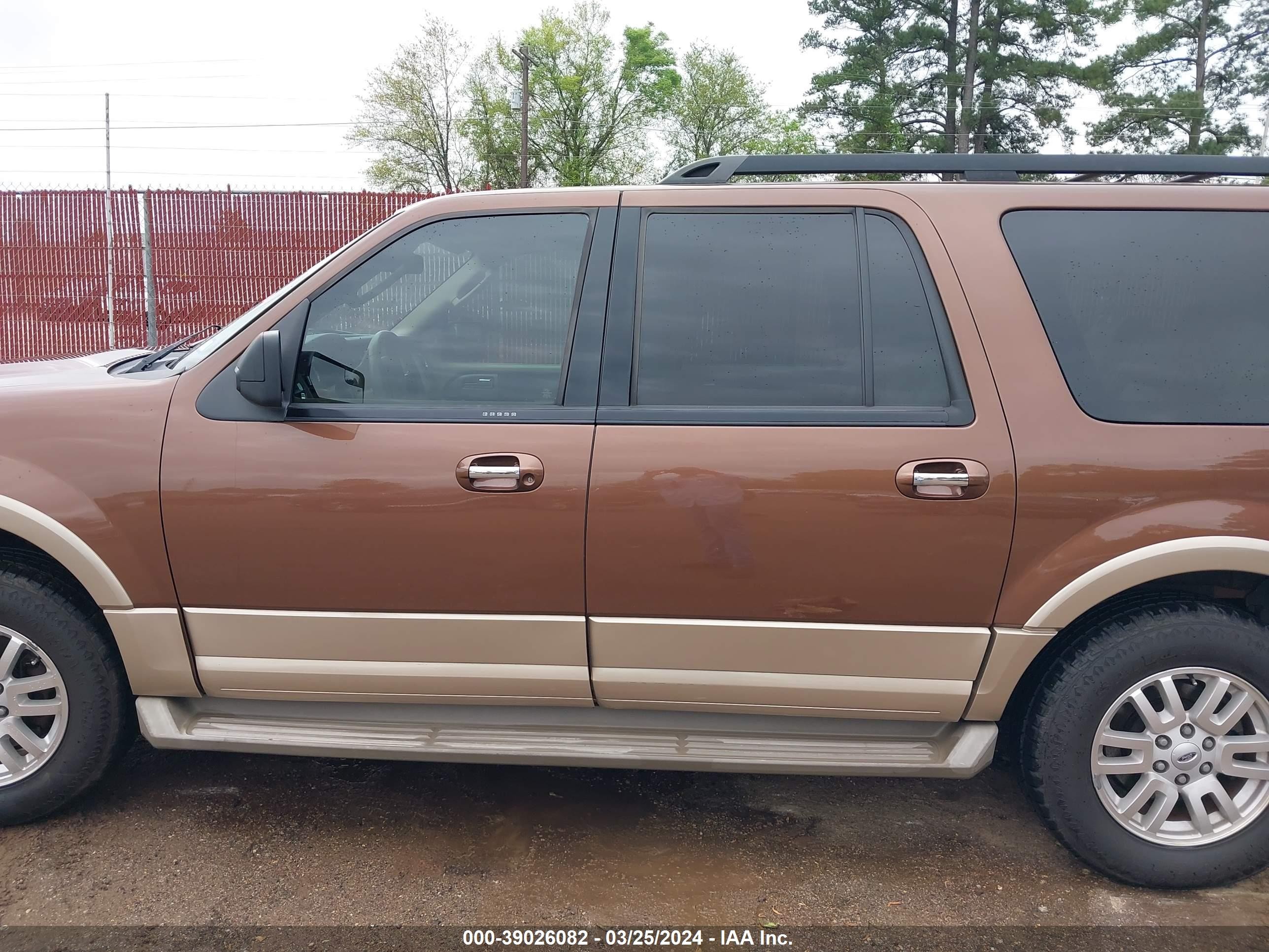 Photo 13 VIN: 1FMJK1H58CEF05064 - FORD EXPEDITION 