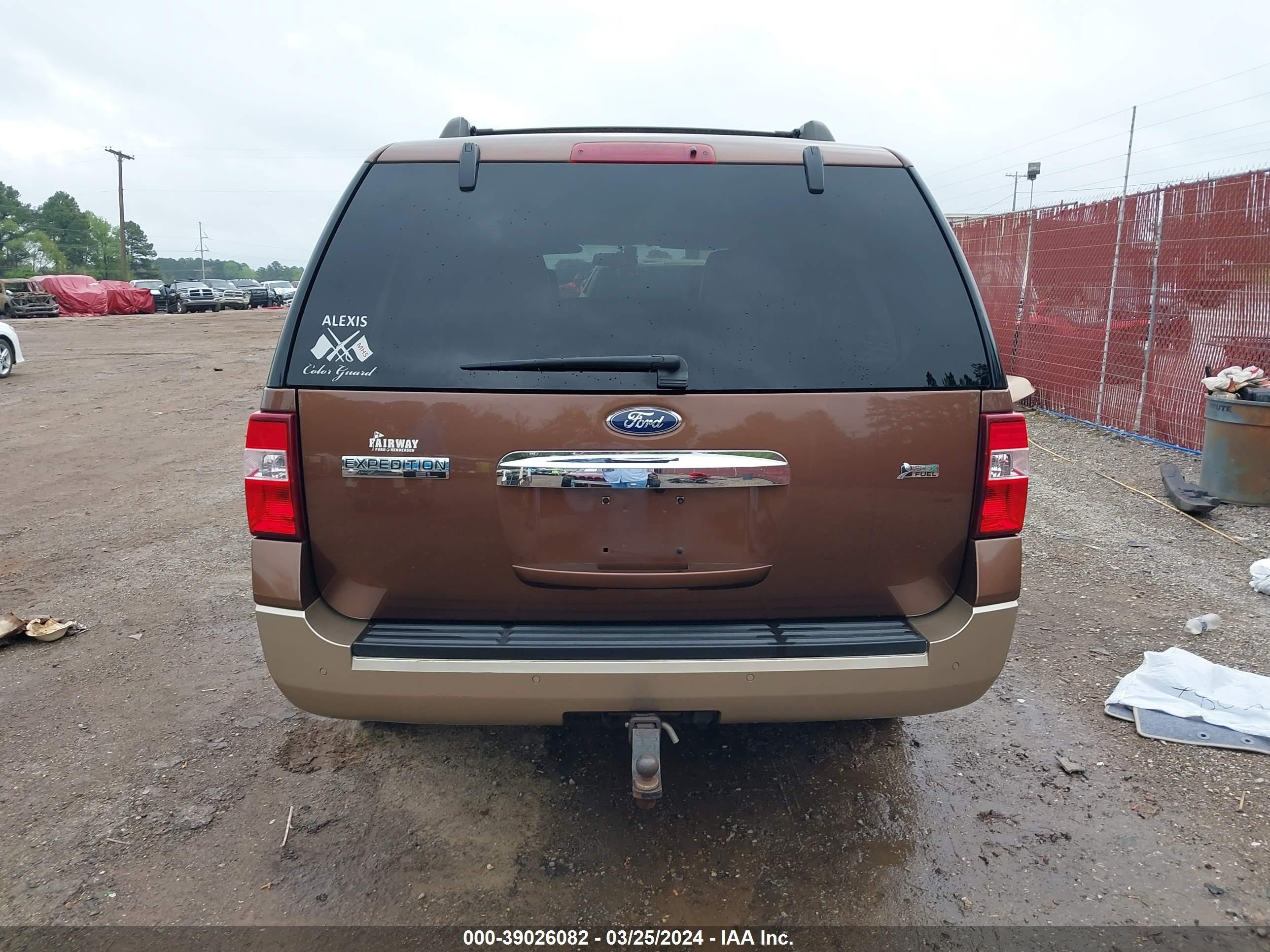 Photo 15 VIN: 1FMJK1H58CEF05064 - FORD EXPEDITION 