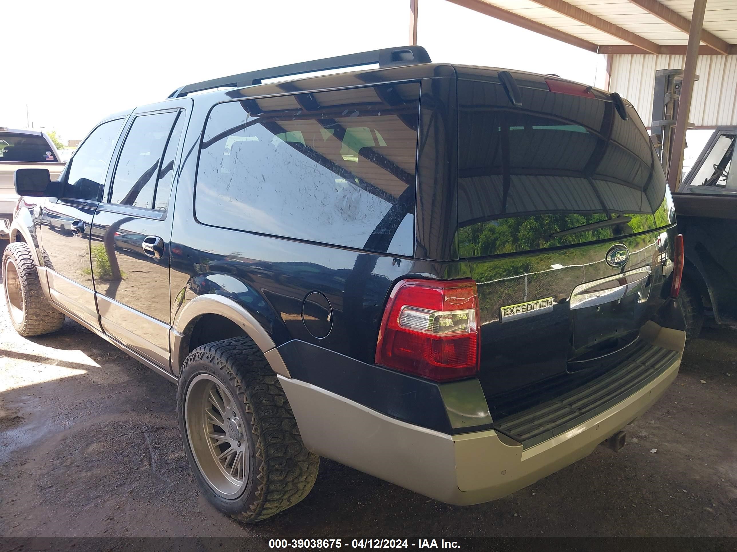 Photo 2 VIN: 1FMJK1J53BEF29670 - FORD EXPEDITION 