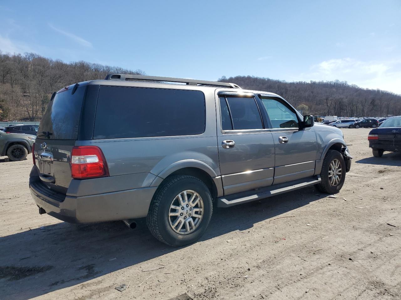 Photo 2 VIN: 1FMJK1J58CEF47633 - FORD EXPEDITION 