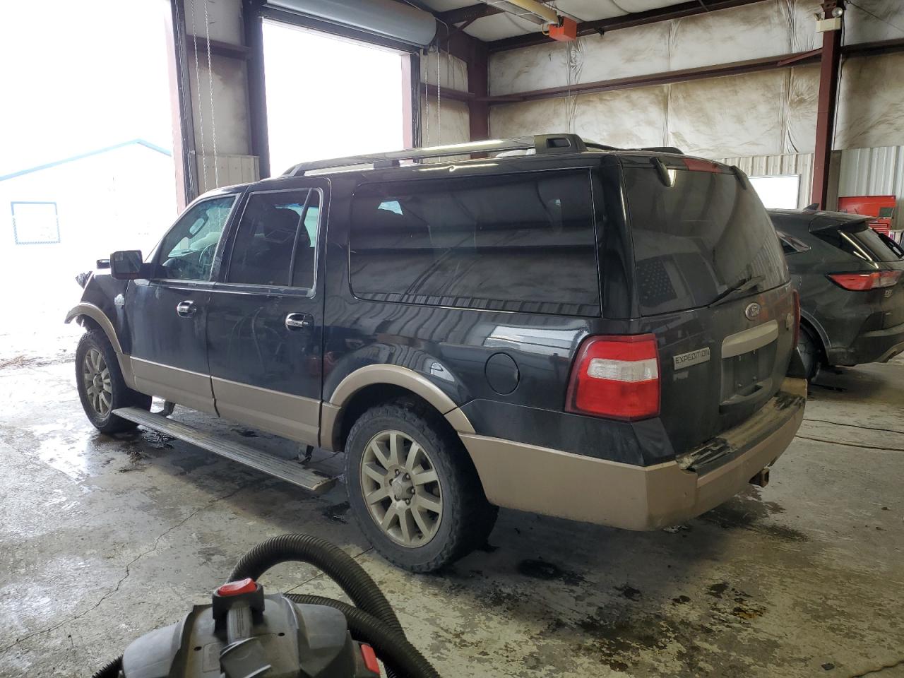 Photo 1 VIN: 1FMJK1J59DEF66645 - FORD EXPEDITION 