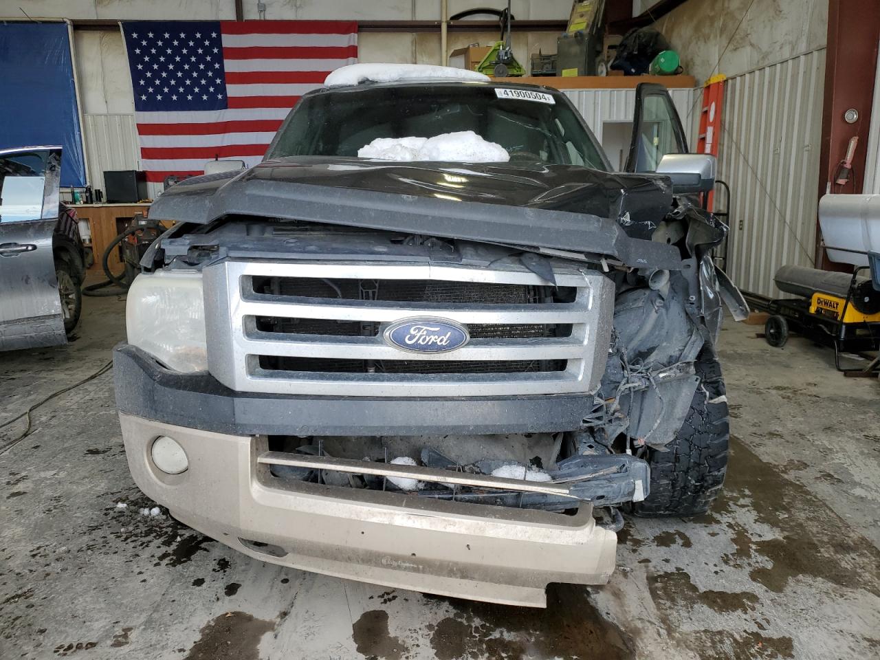 Photo 4 VIN: 1FMJK1J59DEF66645 - FORD EXPEDITION 