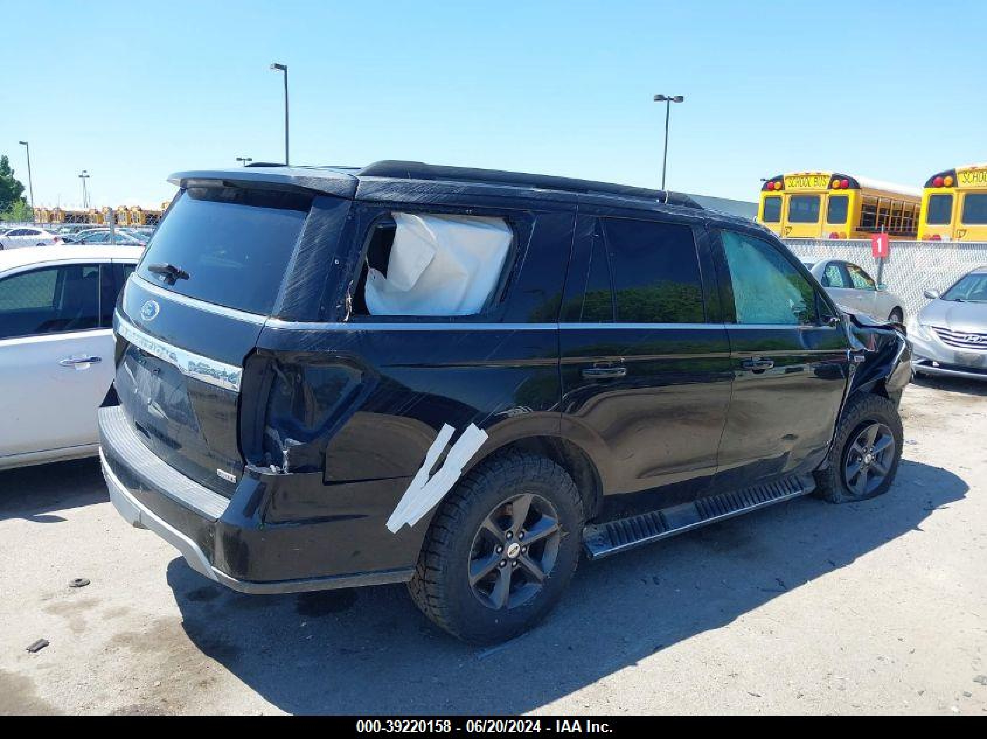 Photo 3 VIN: 1FMJK1JT4NEA04250 - FORD EXPEDITION 