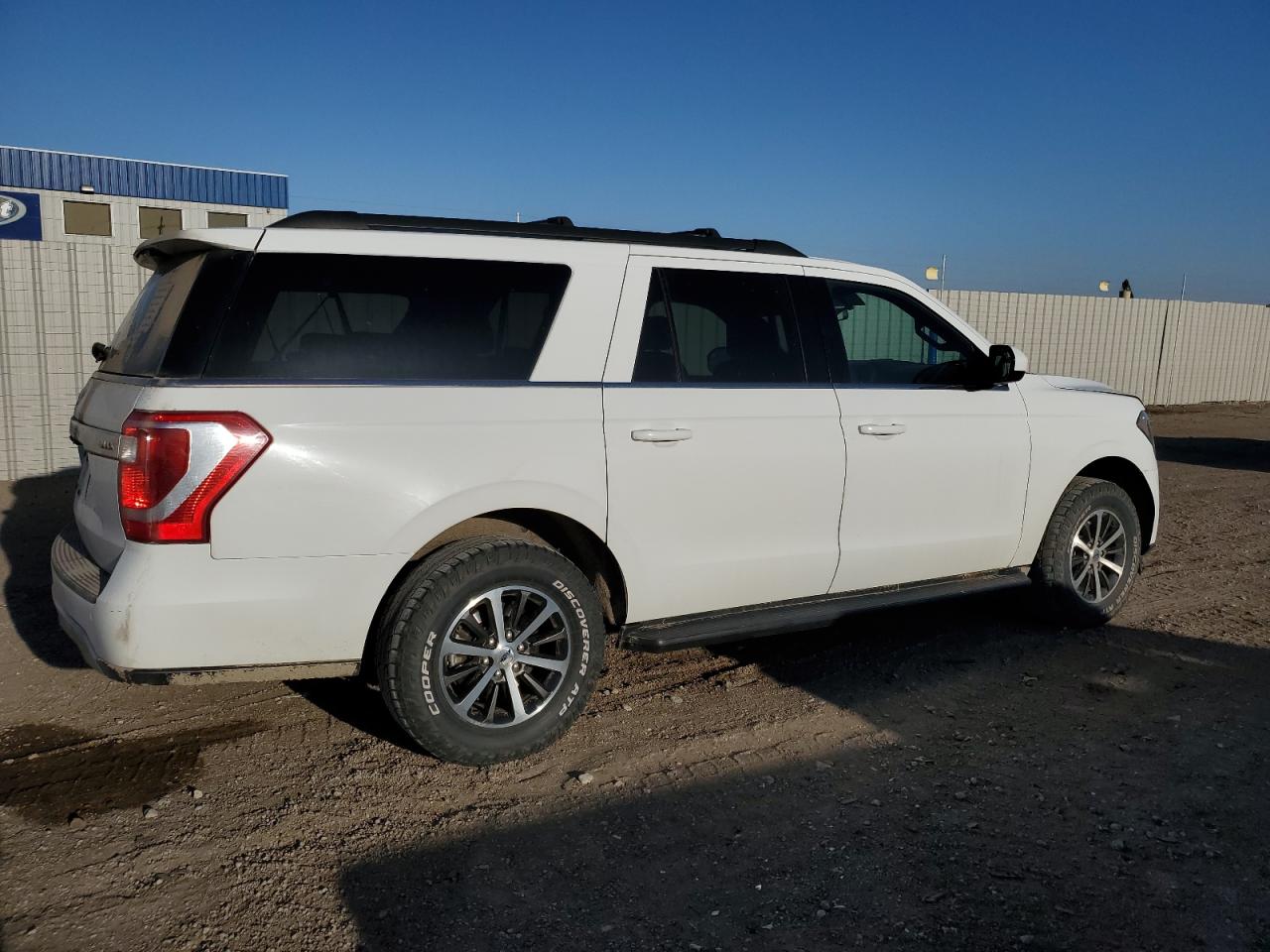 Photo 2 VIN: 1FMJK1JT9KEA43461 - FORD EXPEDITION 