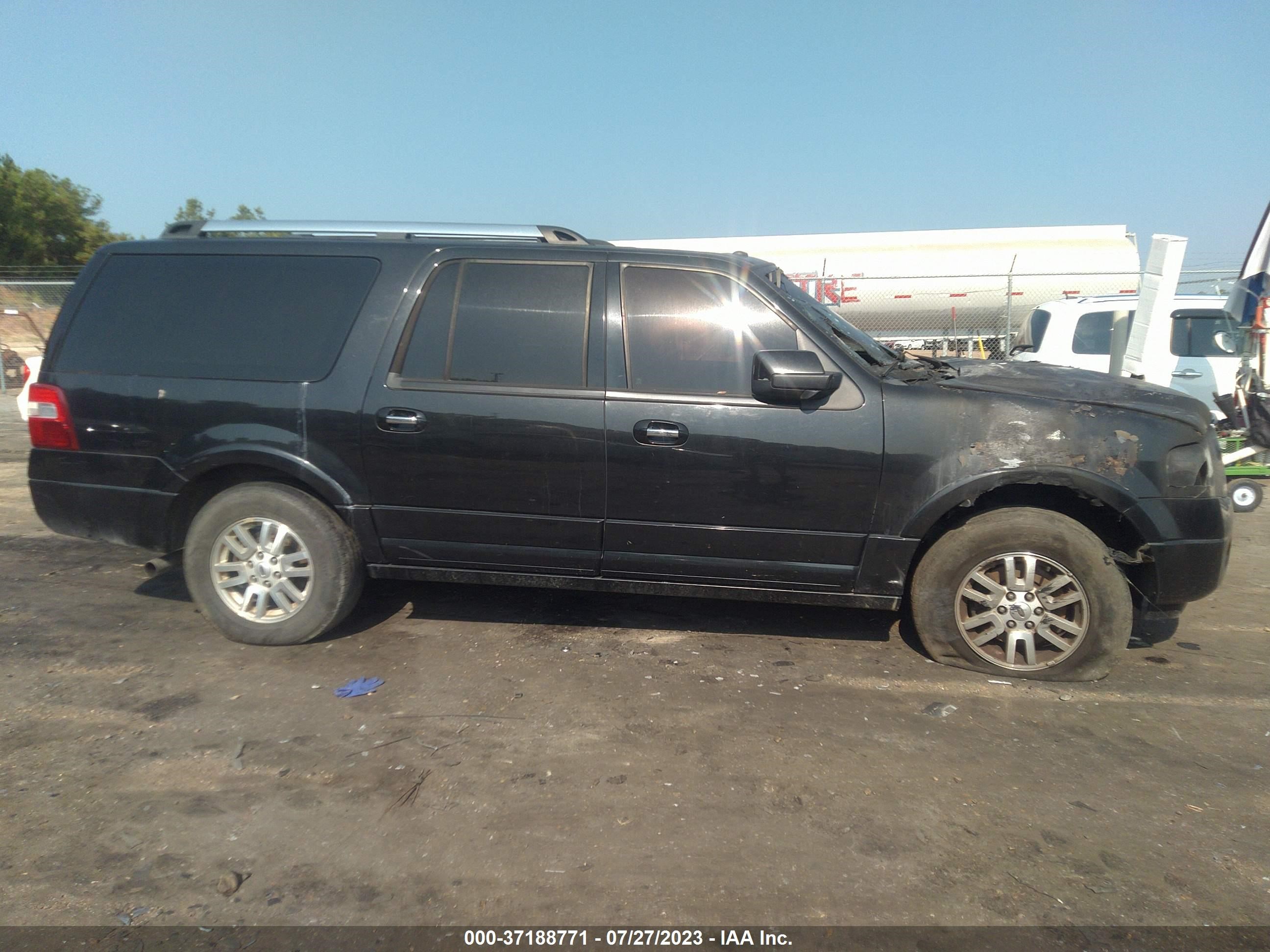 Photo 12 VIN: 1FMJK1K57EEF51979 - FORD EXPEDITION 