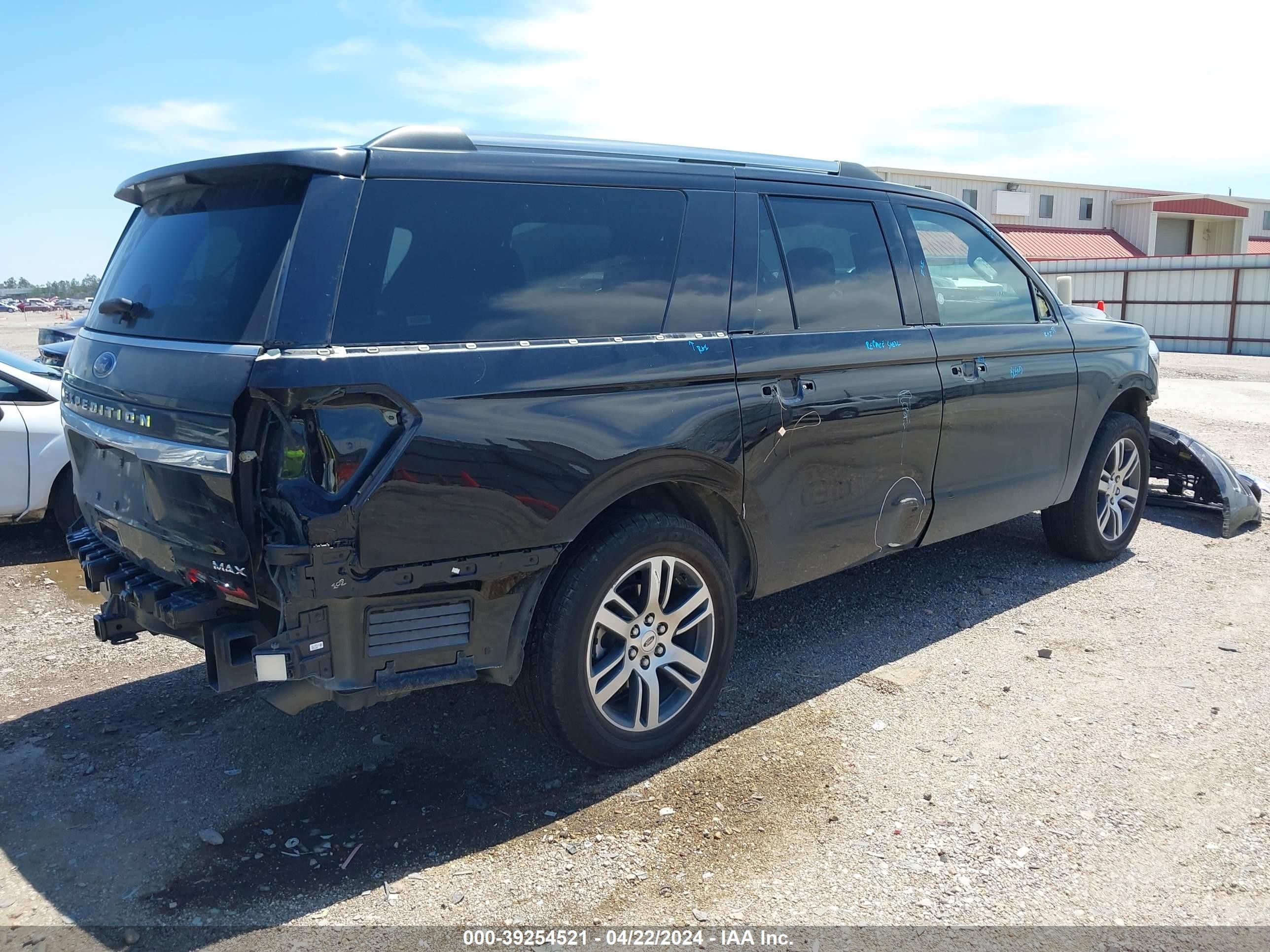 Photo 3 VIN: 1FMJK1K83PEA12286 - FORD EXPEDITION 