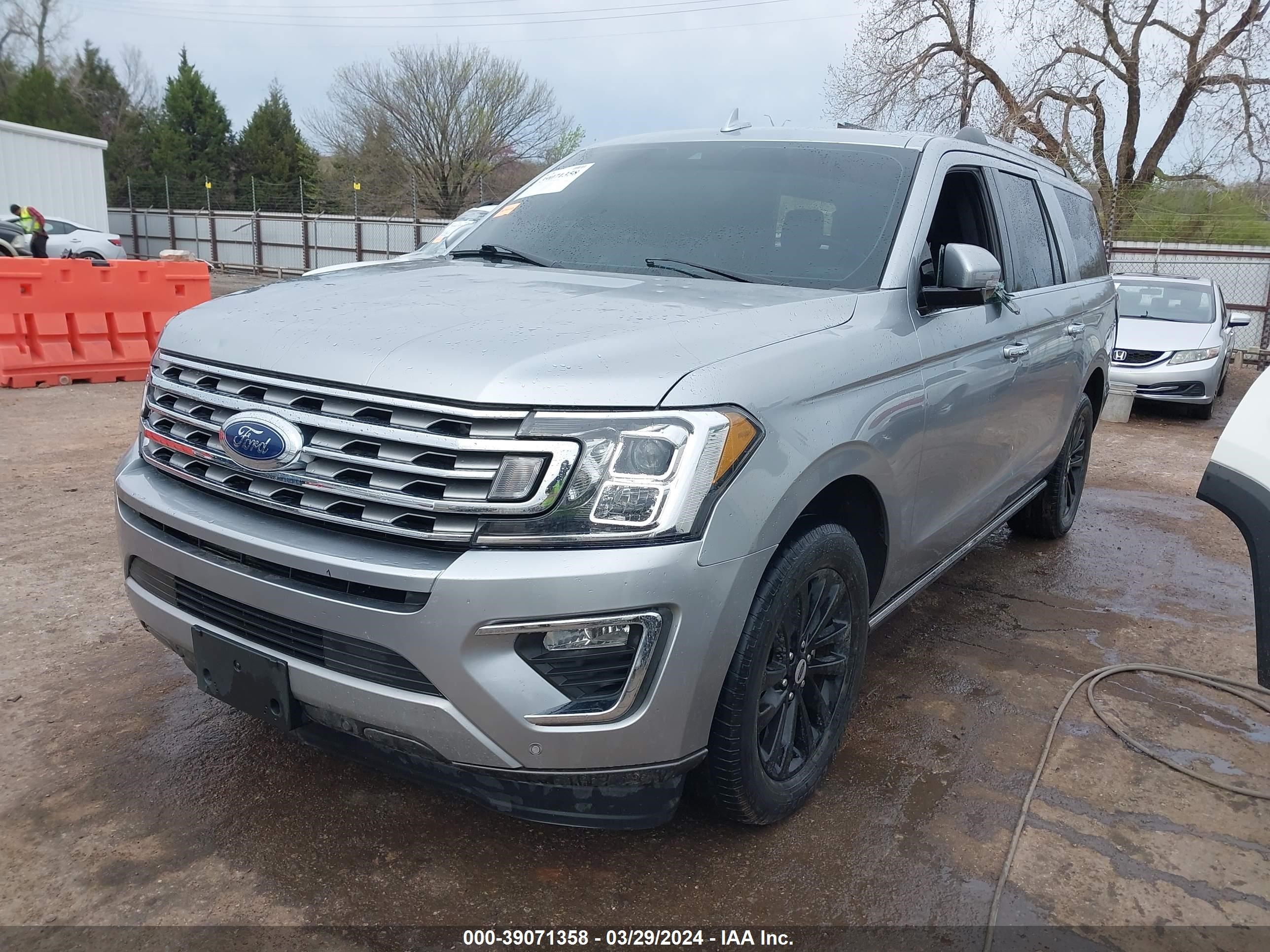 Photo 1 VIN: 1FMJK1KT0MEA24895 - FORD EXPEDITION 