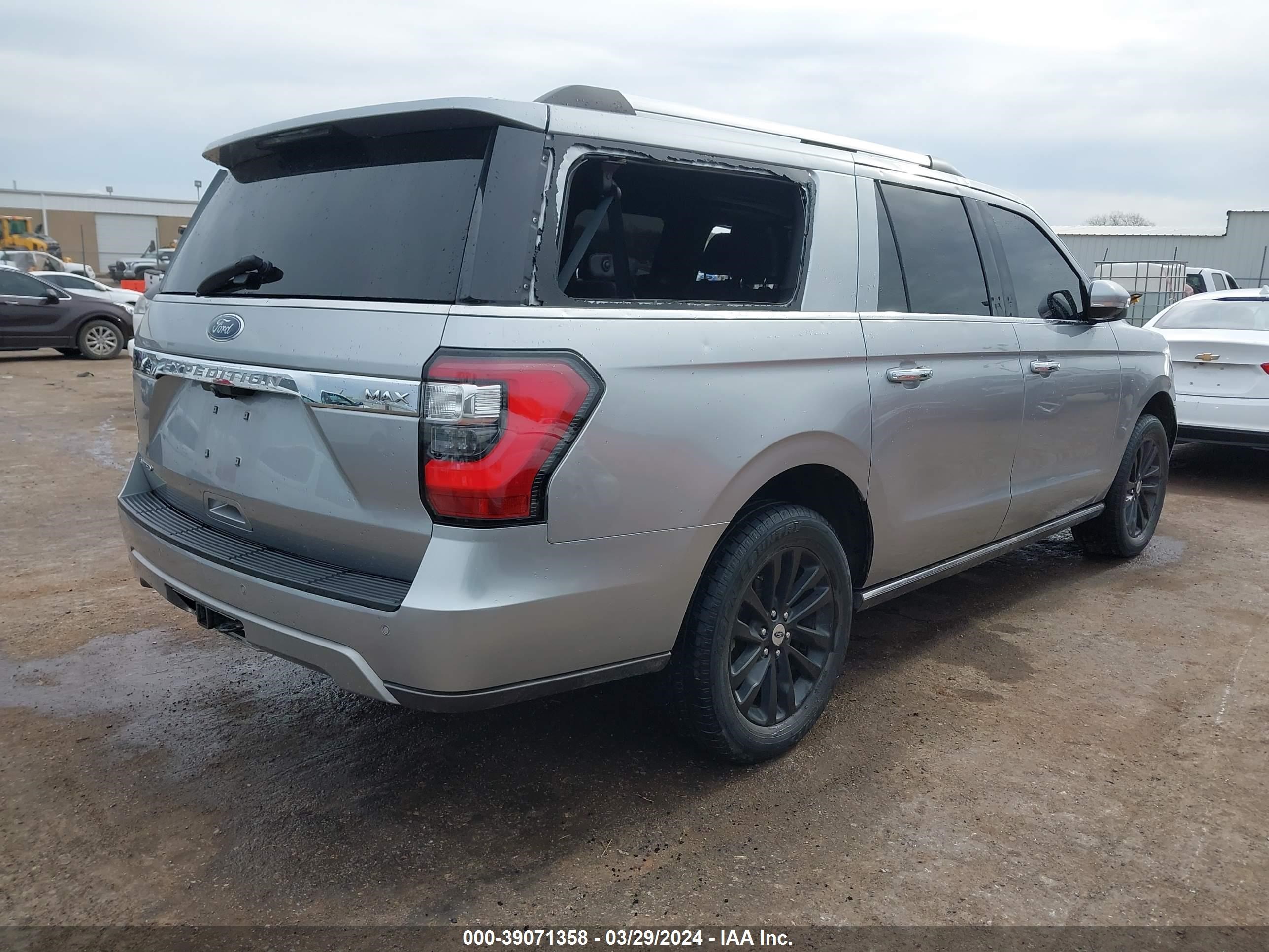 Photo 3 VIN: 1FMJK1KT0MEA24895 - FORD EXPEDITION 