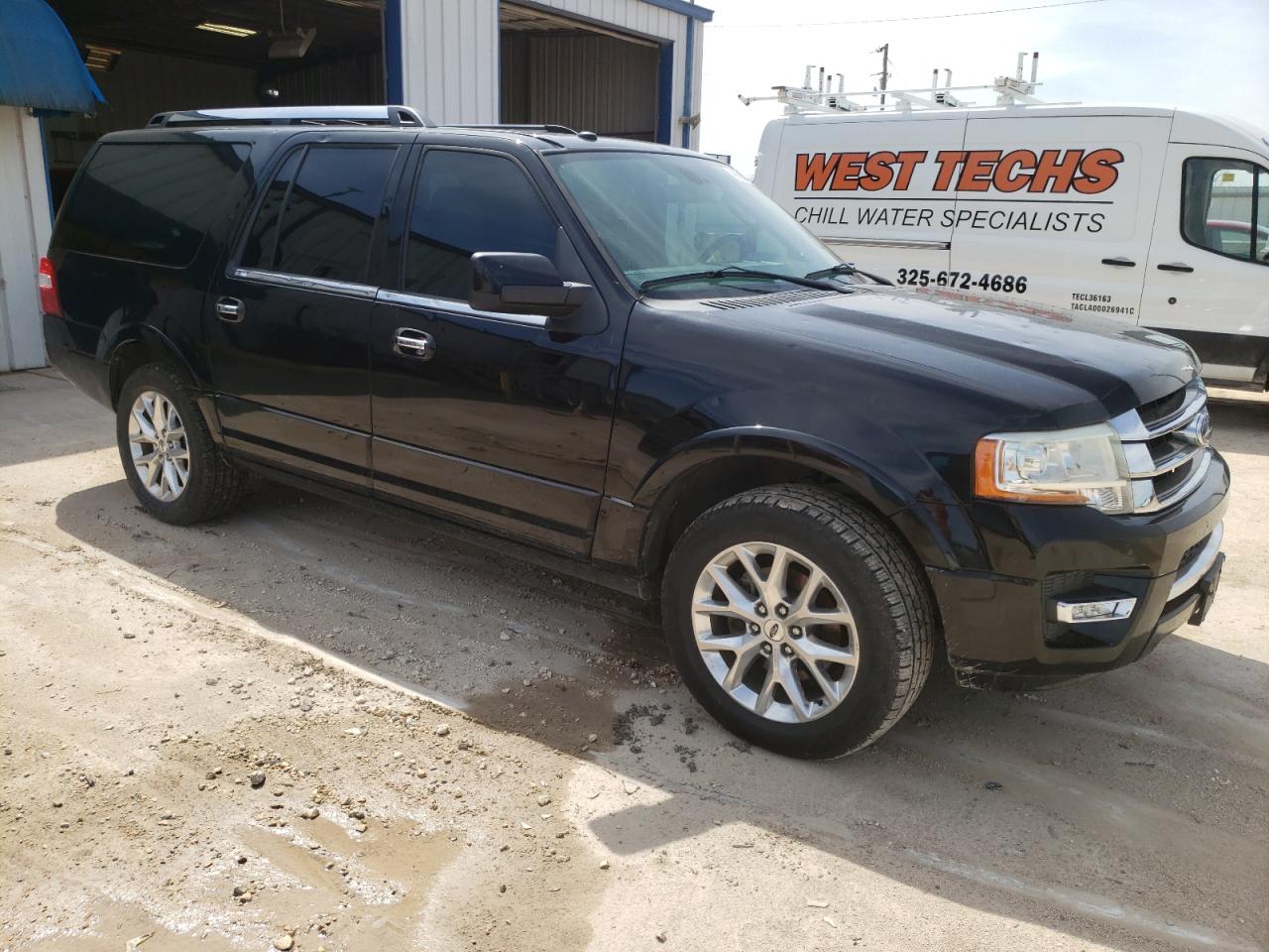 Photo 3 VIN: 1FMJK1KT3GEF02327 - FORD EXPEDITION 