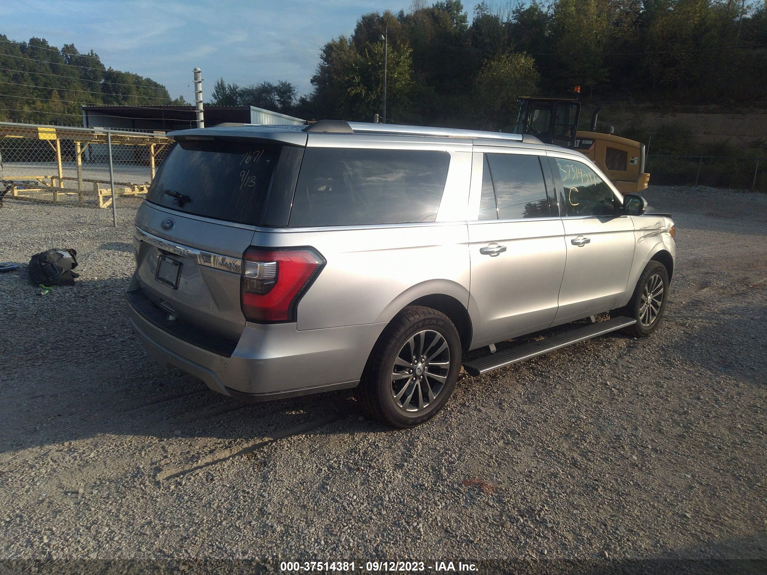 Photo 2 VIN: 1FMJK2AT5MEA27671 - FORD EXPEDITION 