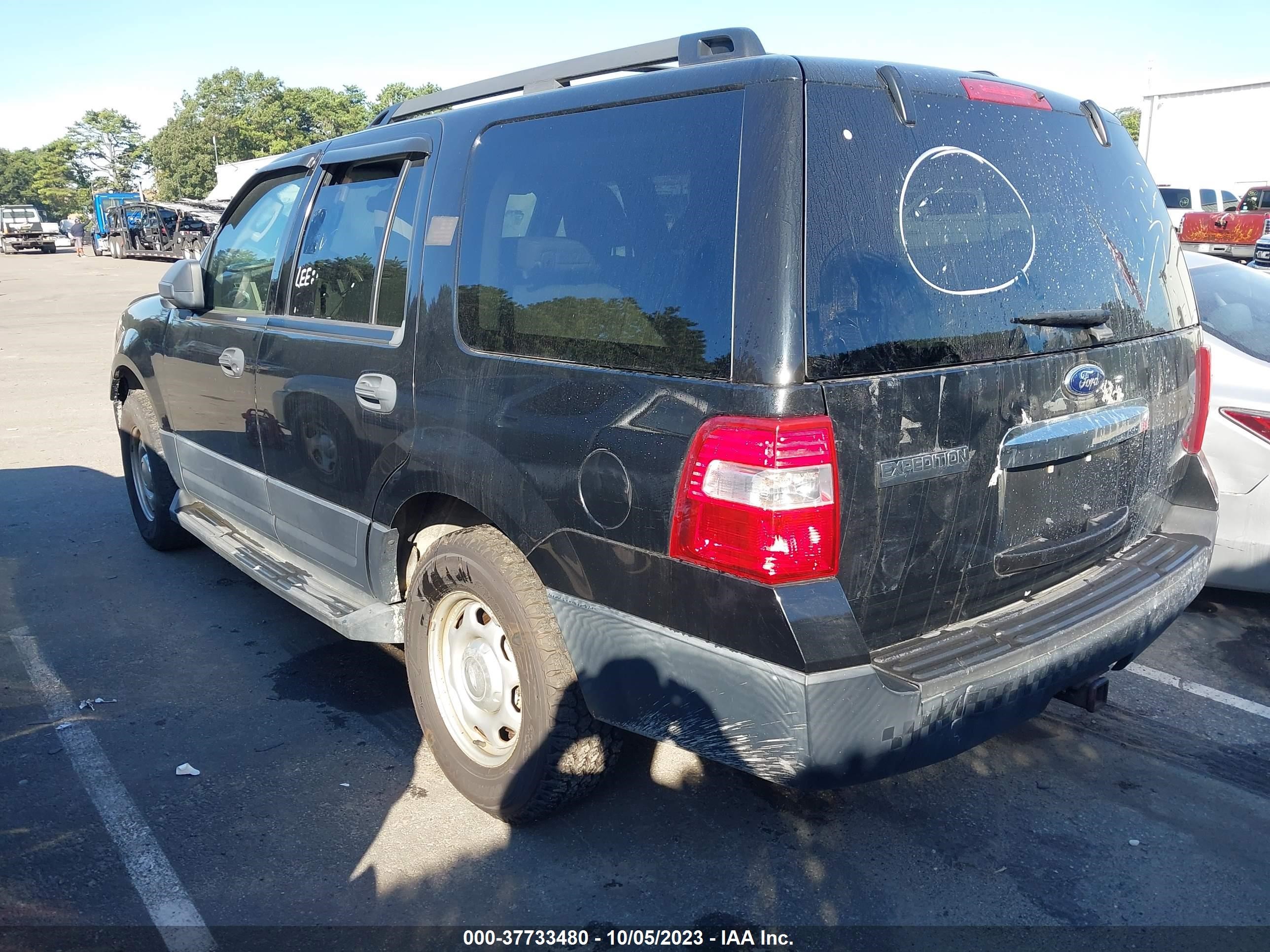 Photo 2 VIN: 1FMJU1G56EEF15039 - FORD EXPEDITION 